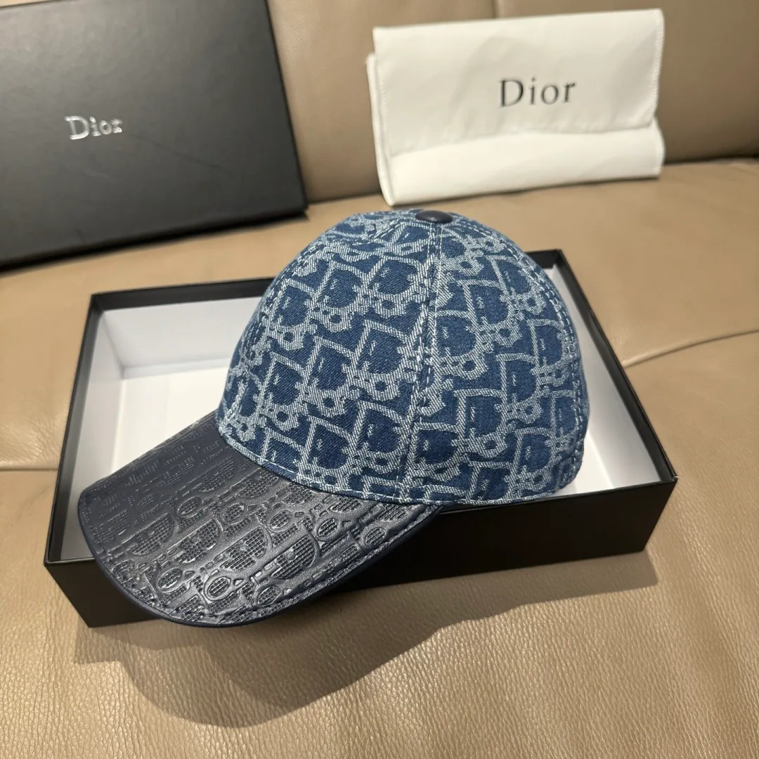 Hats CHRISTIAN DIOR 18347062