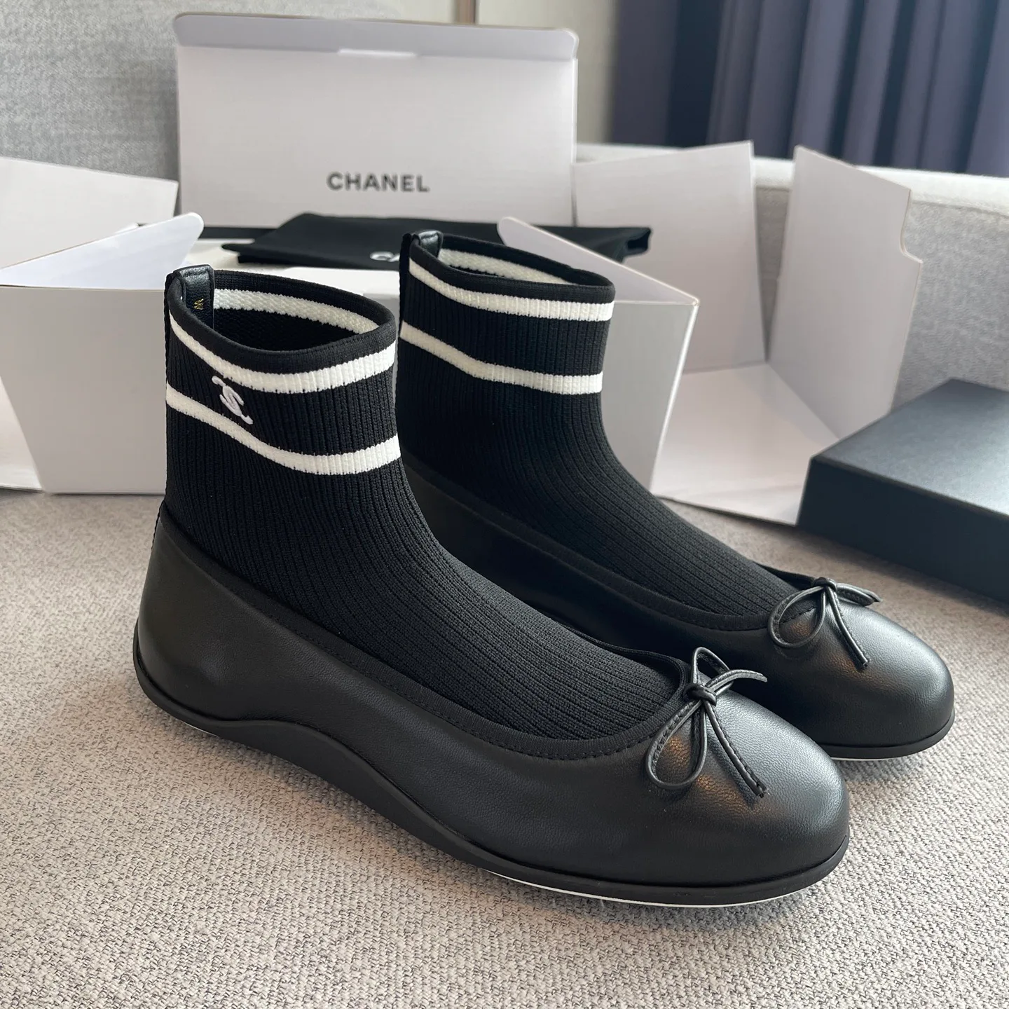 Women's Ballet Flats CHANEL 18066376