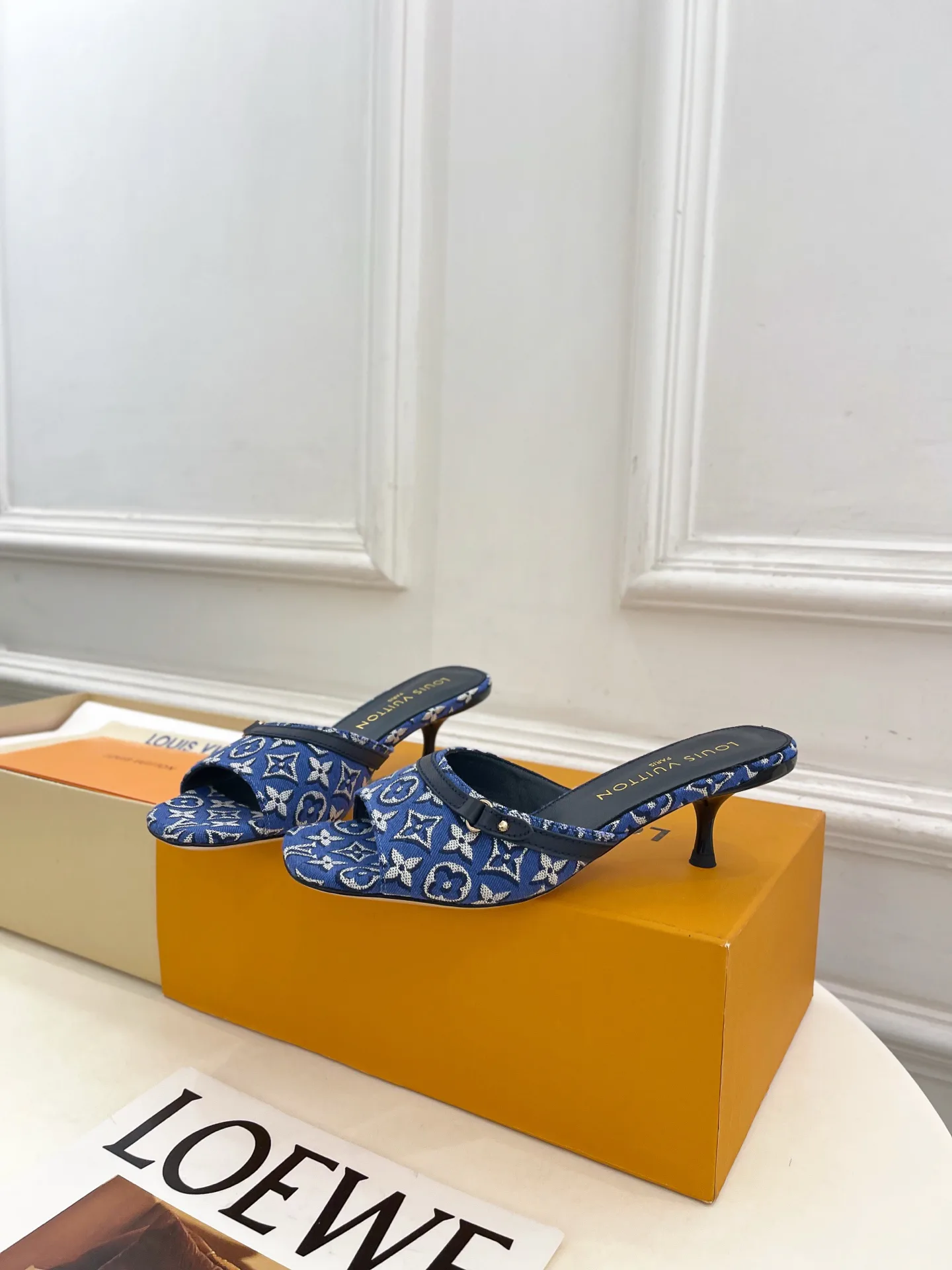 Women's Mules And Clogs LOUIS VUITTON 17506938