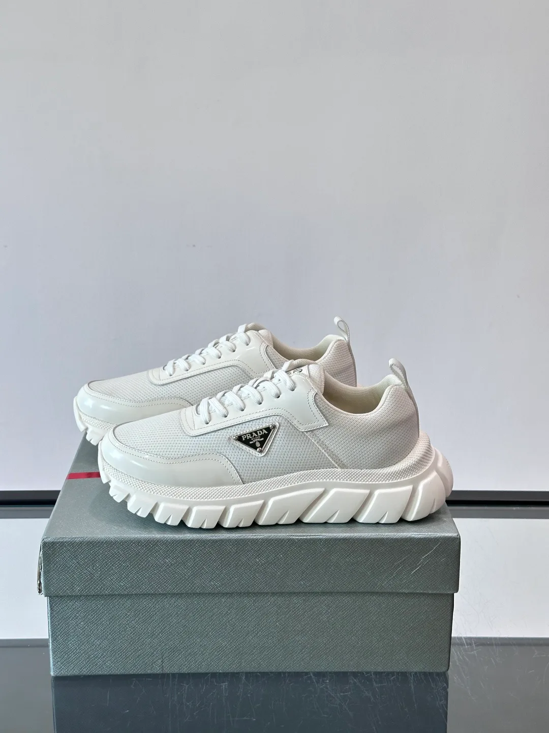 Men's Sneakers PRADA 17354135