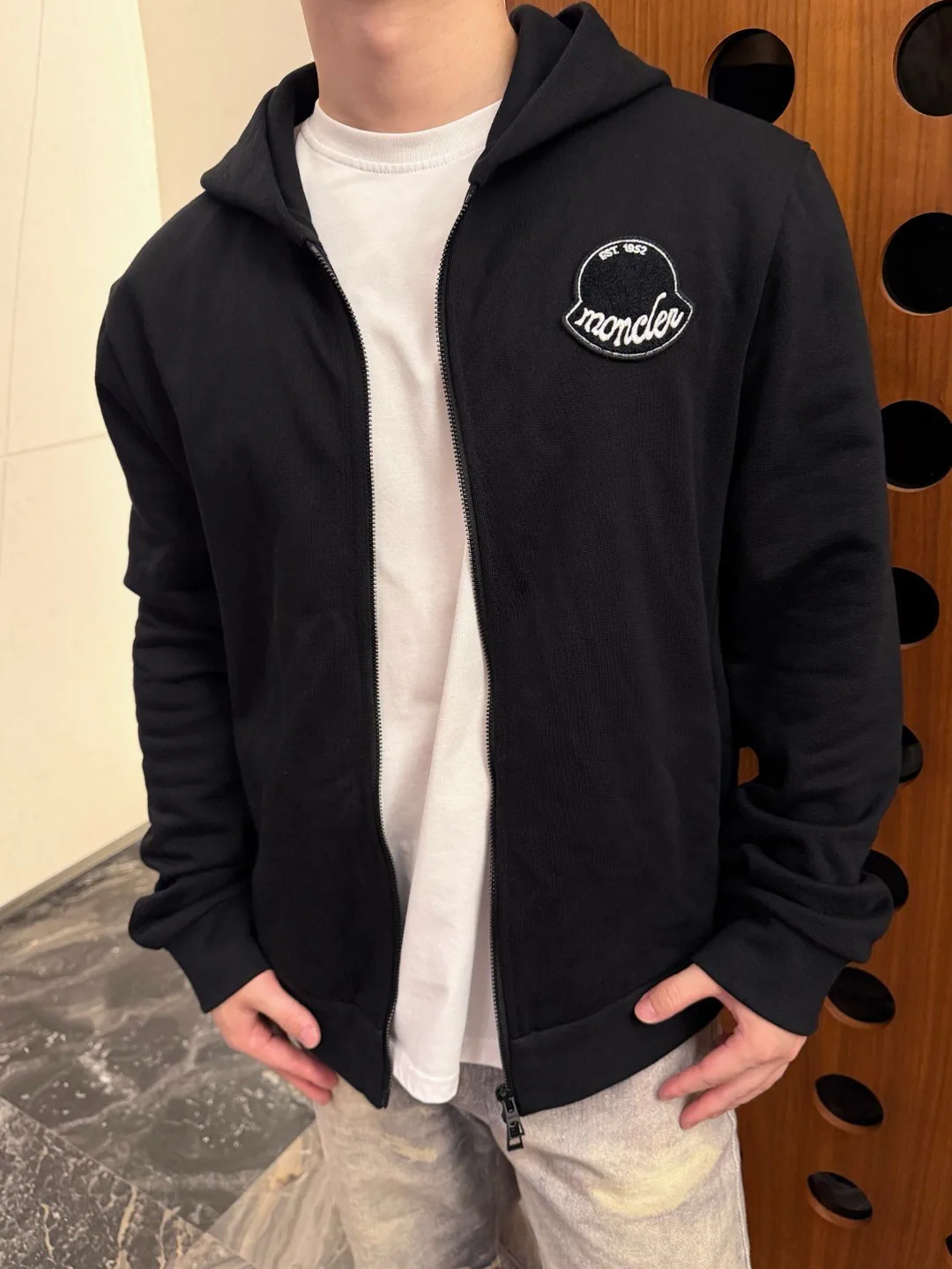 Men's Sweatshirts And Hoodies MONCLER 17571999