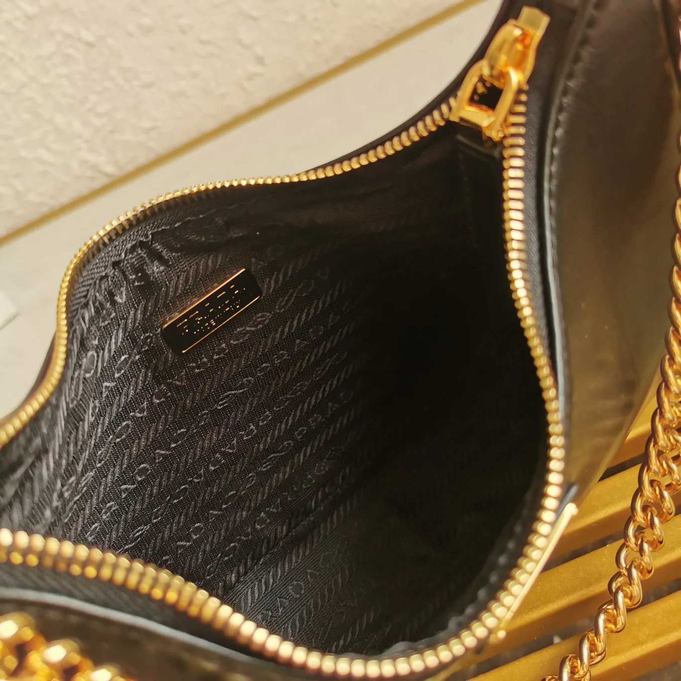 Women's Classic Handbags PRADA 18323090