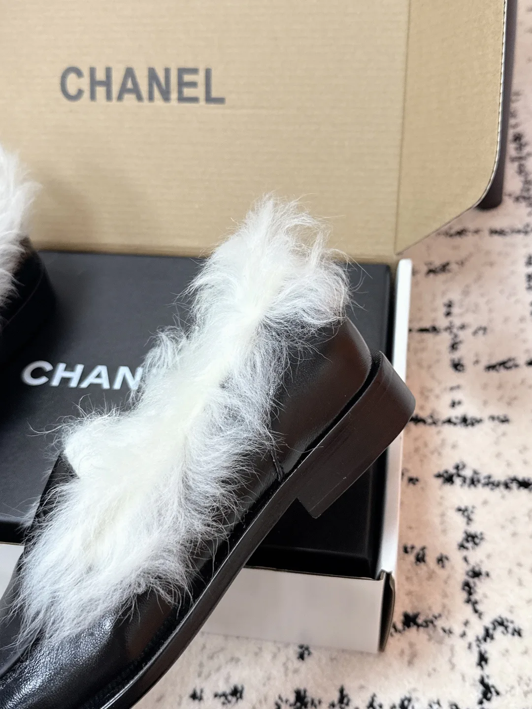 Women's Loafers And Moccasins CHANEL 18406706