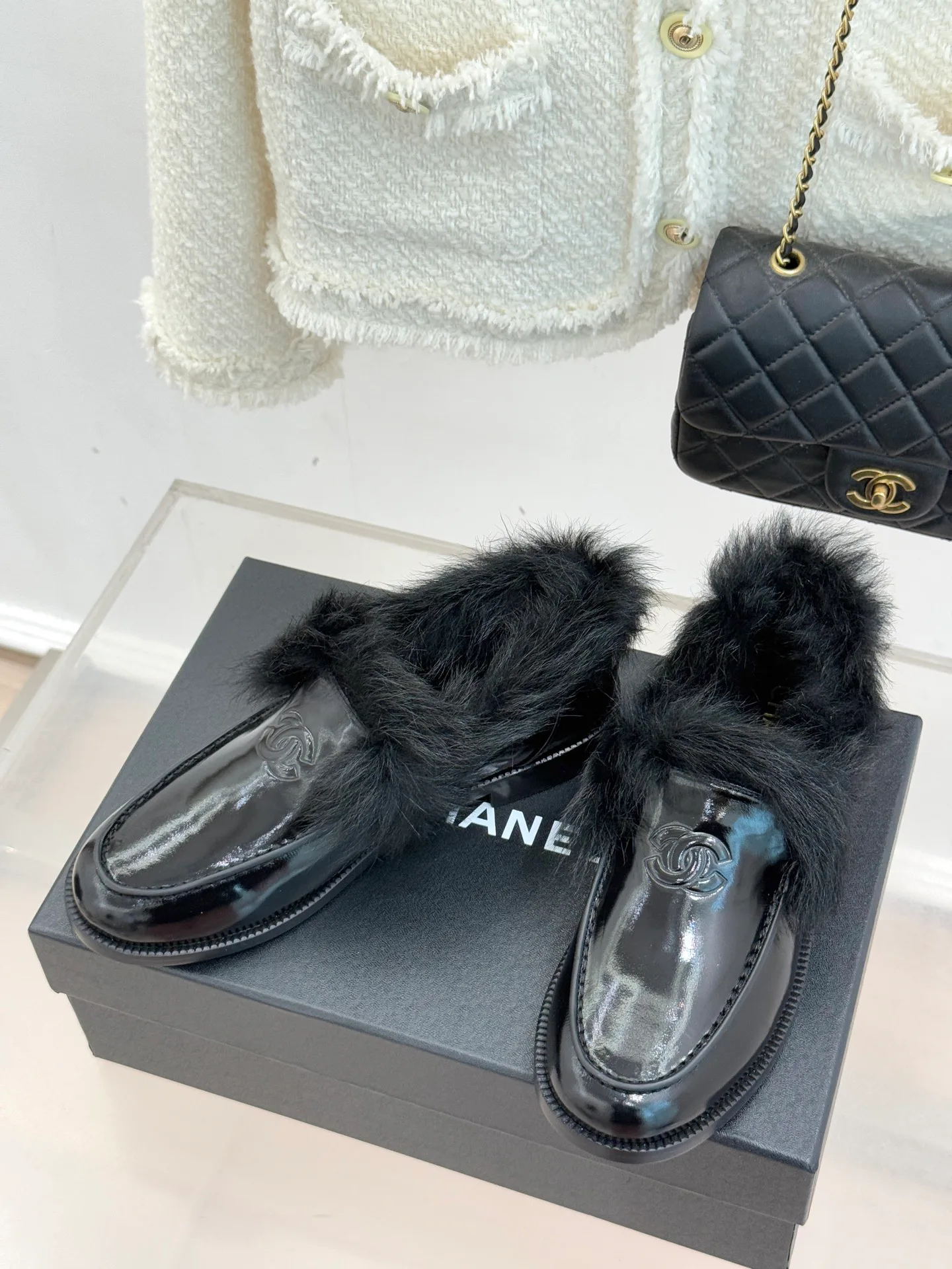 Women's Loafers And Moccasins CHANEL 18360419