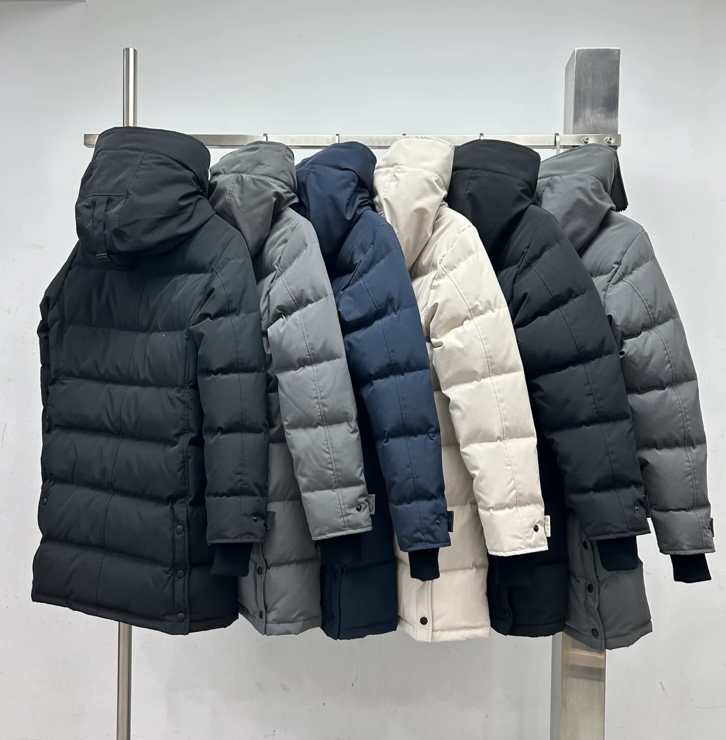 Women's Jackets And Down Jackets CANADA GOOSE 18188609