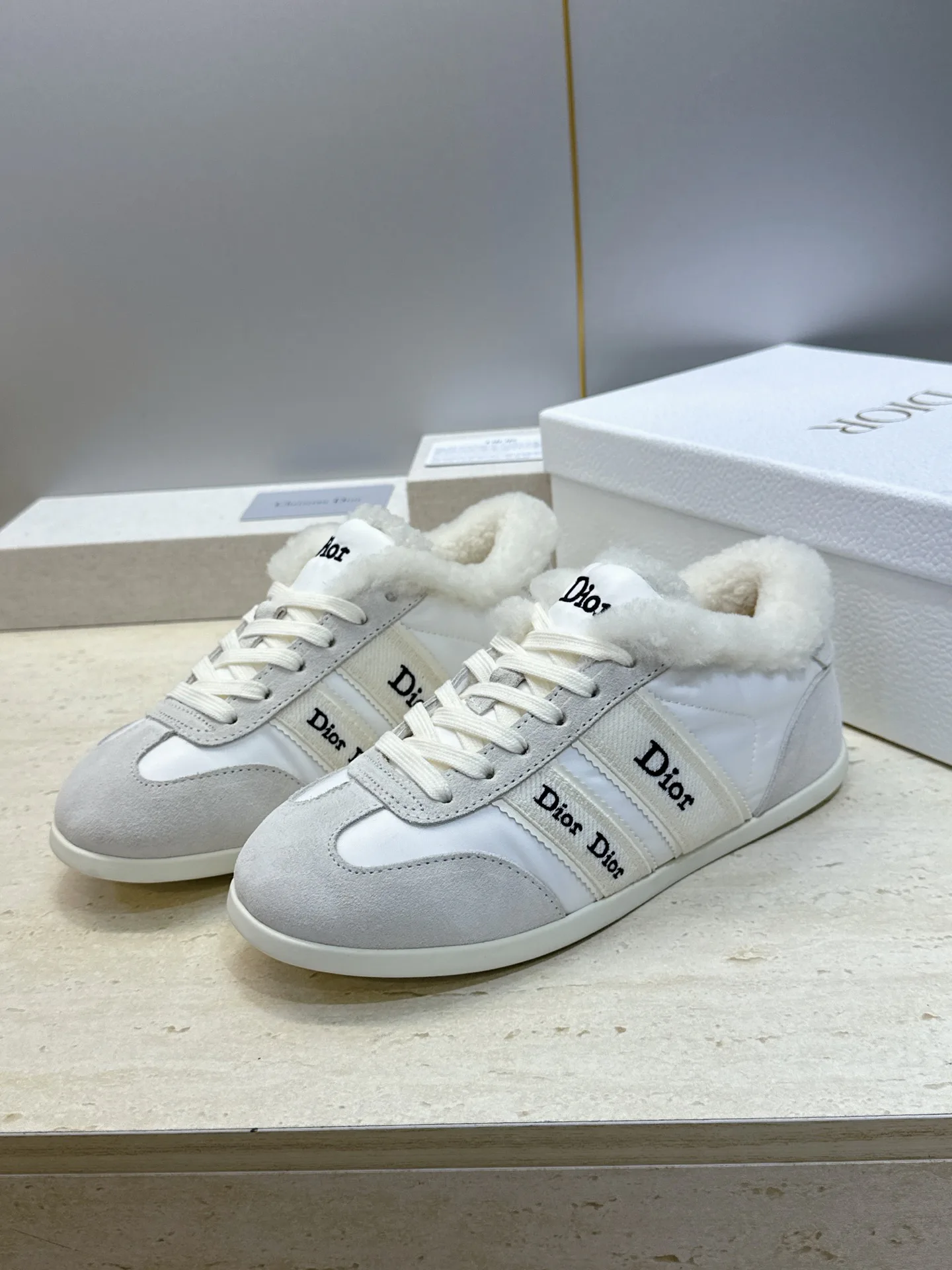 Women's Sneakers CHRISTIAN DIOR 18247833