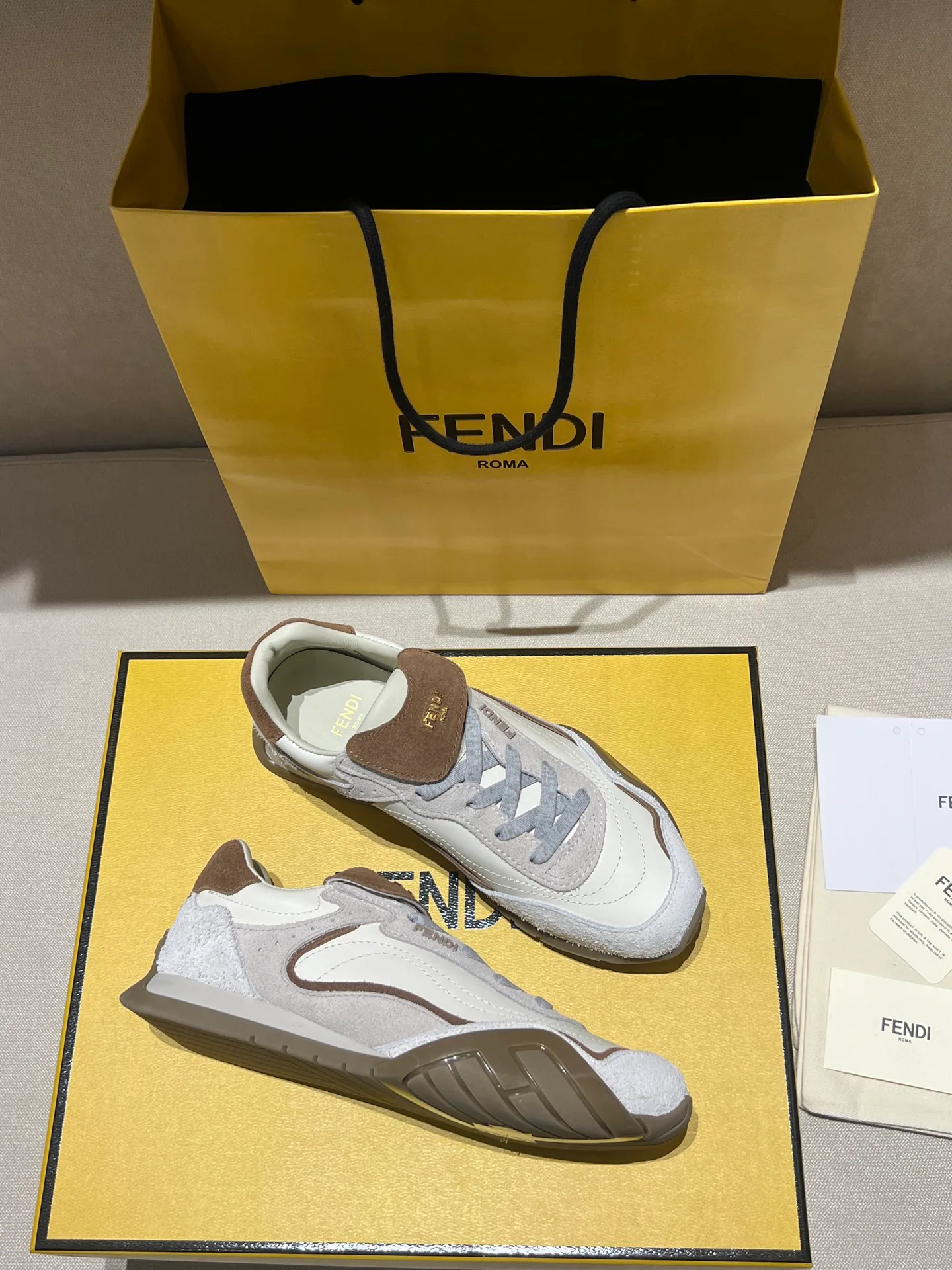 Women's Sneakers FENDI 18020716