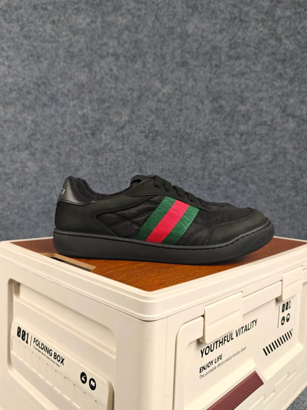 Women's Sneakers GUCCI 18417496