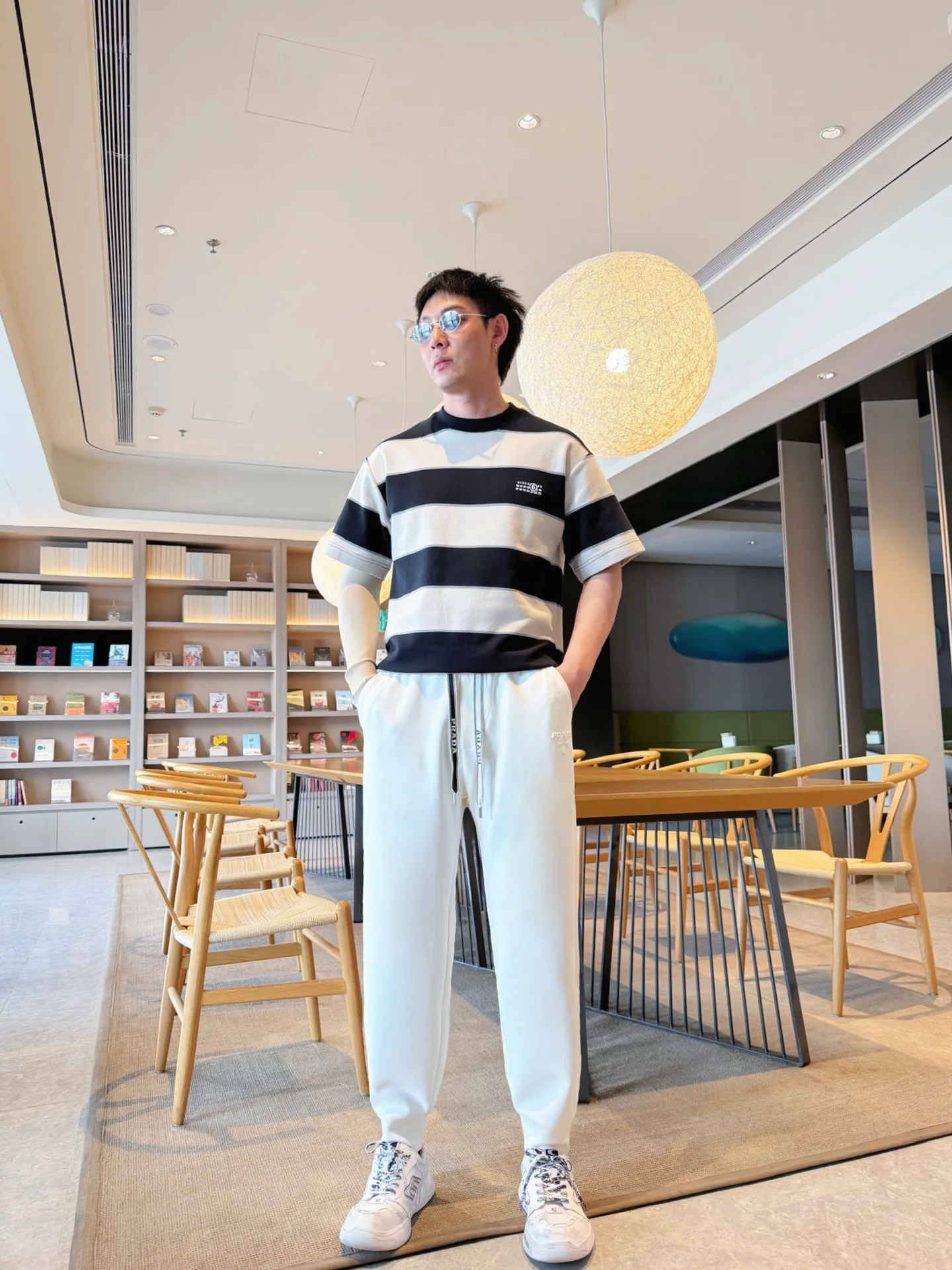 Men's Trousers PRADA 18345797