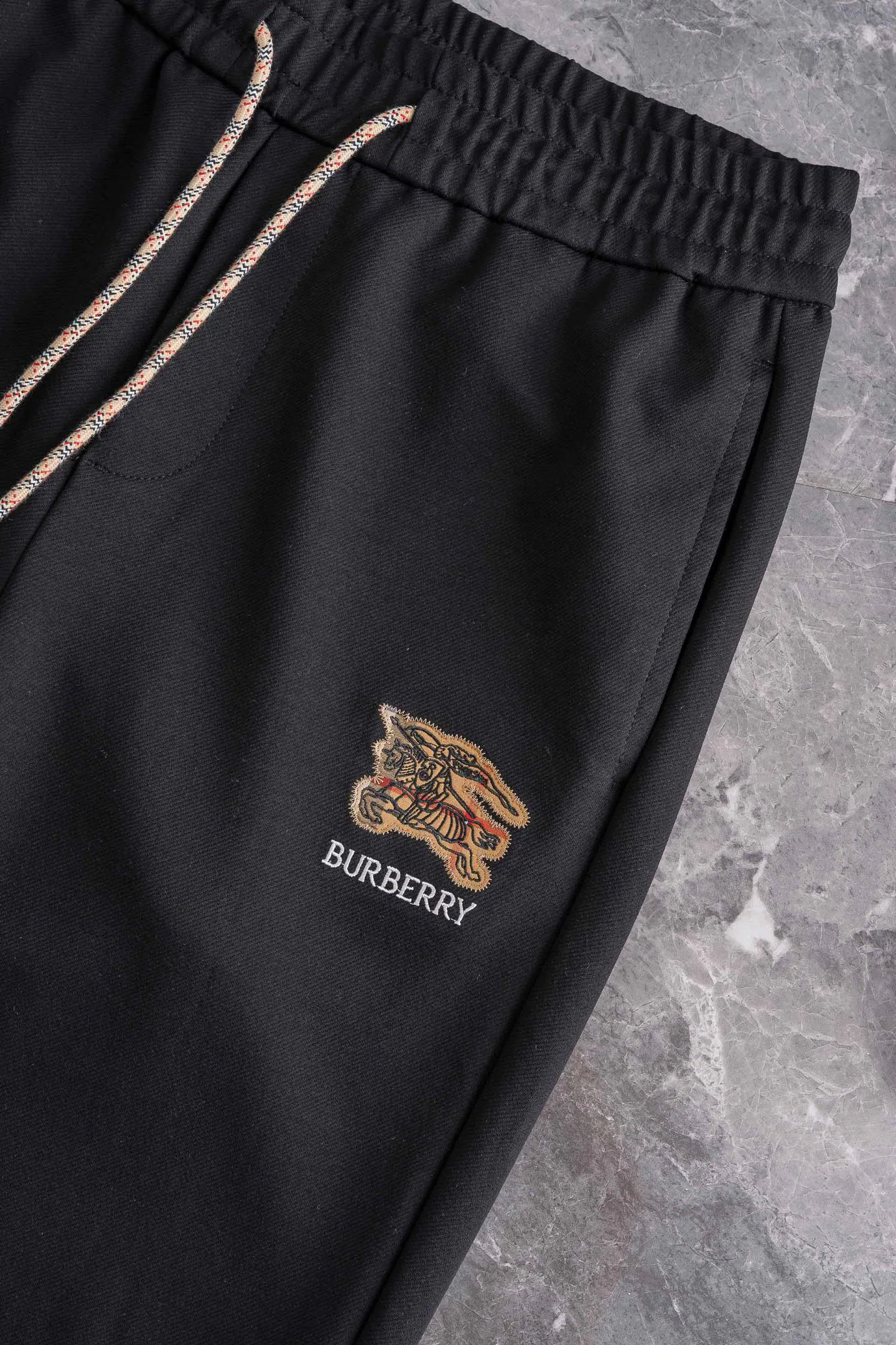 Men's Trousers BURBERRY 17973684