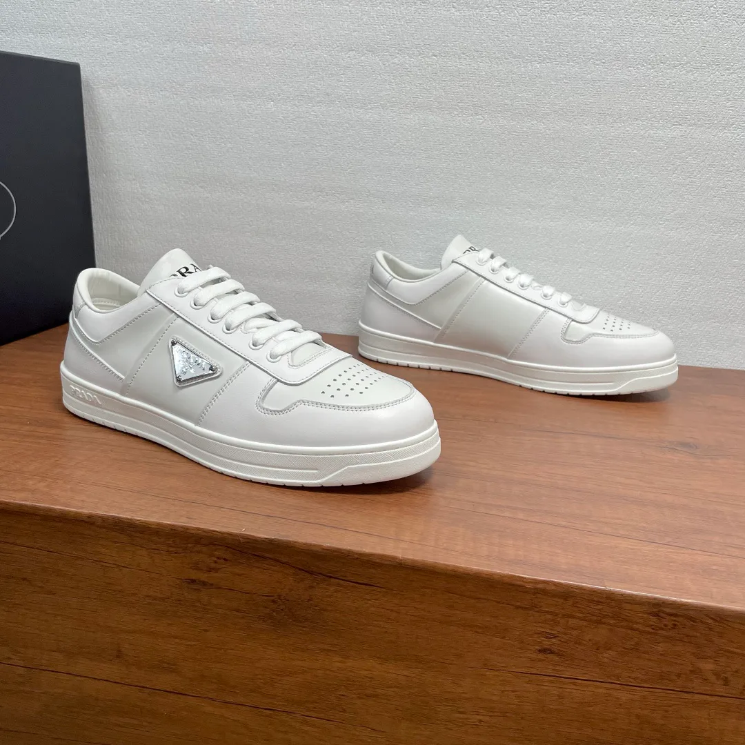 Men's Sneakers PRADA 18197799