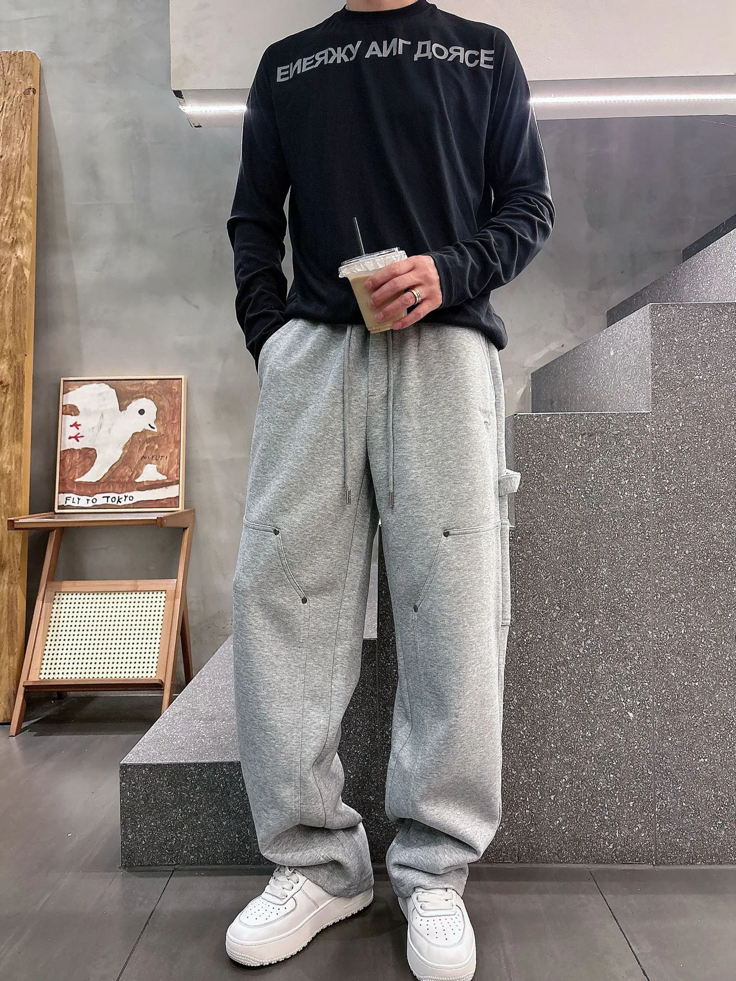 Men's Trousers PRADA 18399257