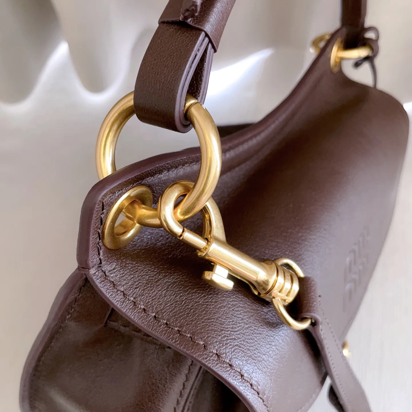 Классические Сумки Женские Miu Miu 18602472