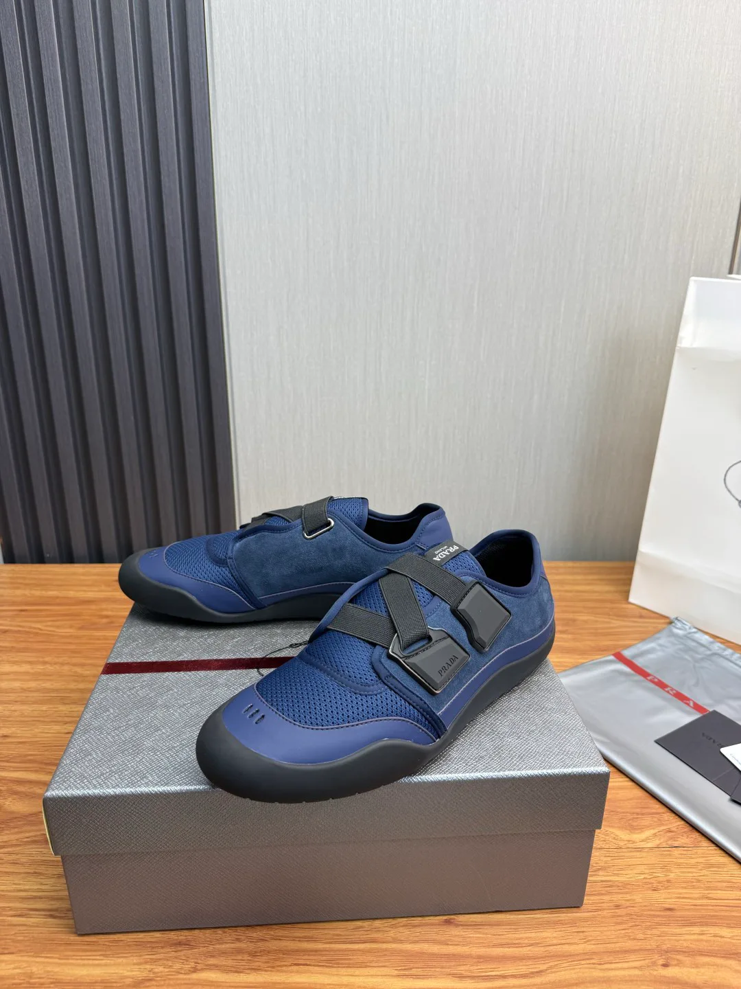Men's Sneakers PRADA 17814120