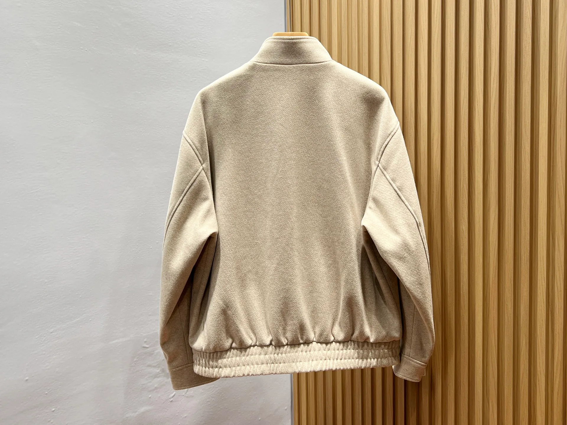 Men's Jackets And Down Jackets LORO PIANA 18084585