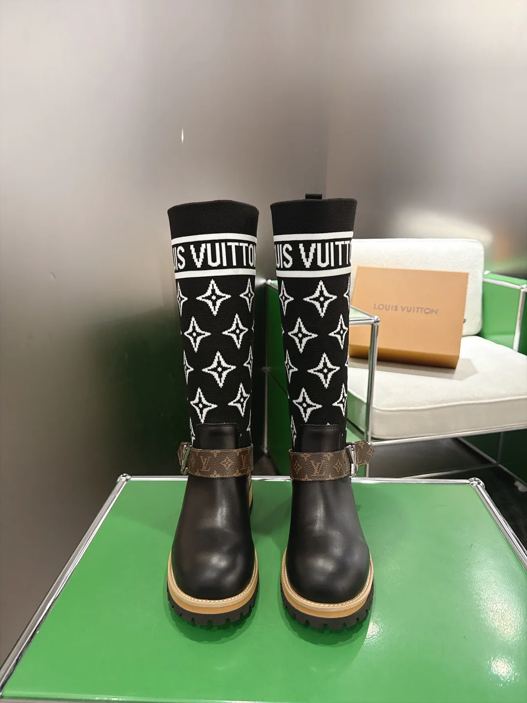 Women's Boots LOUIS VUITTON 18011667