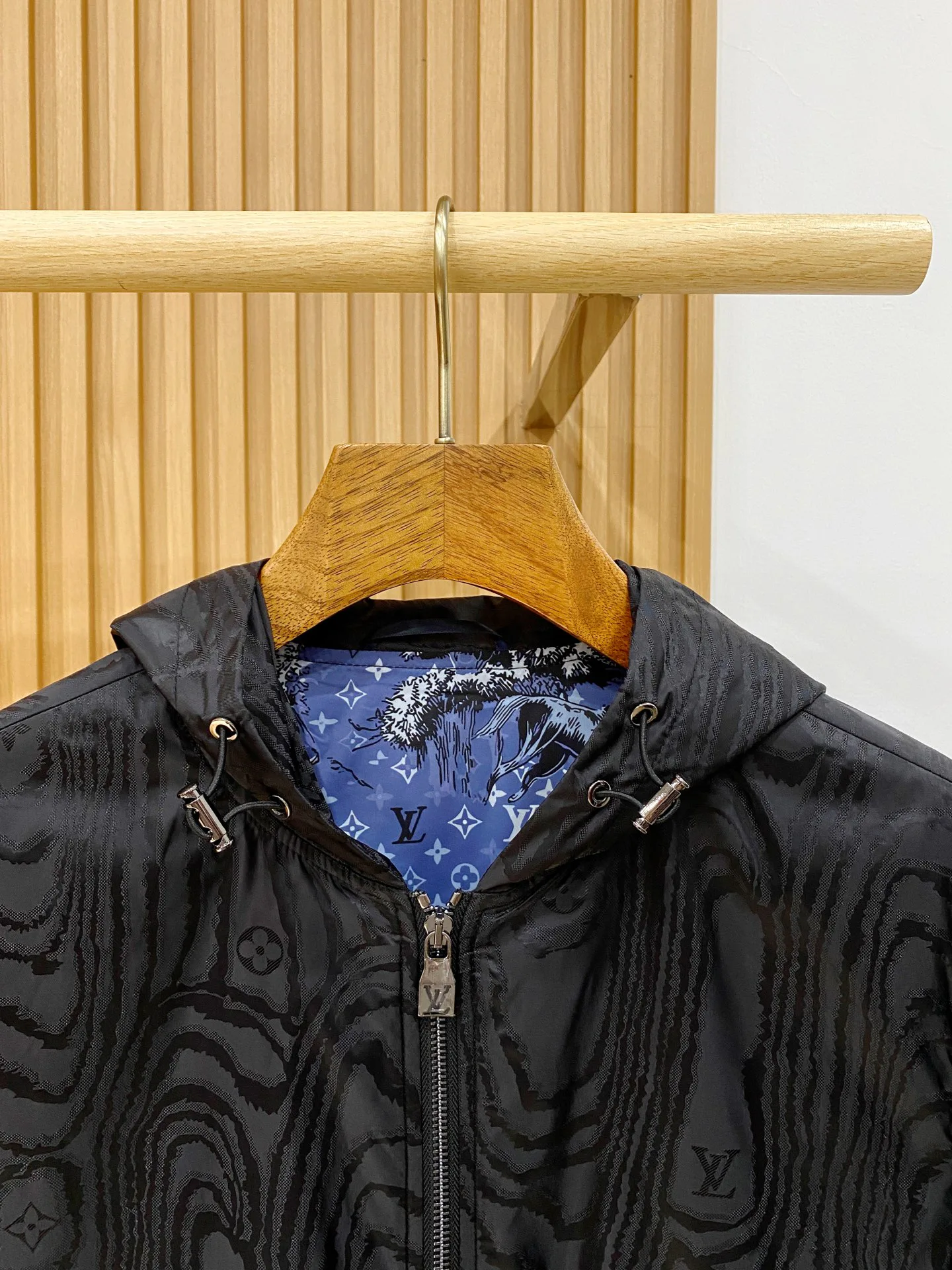 Men's Jackets And Down Jackets LOUIS VUITTON 18246889