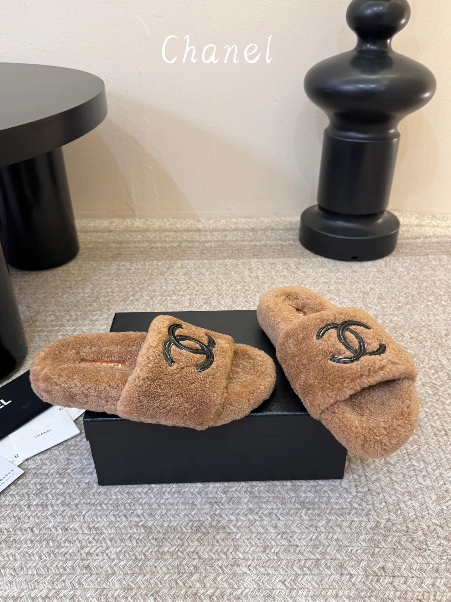 Women's Slippers CHANEL 17935001