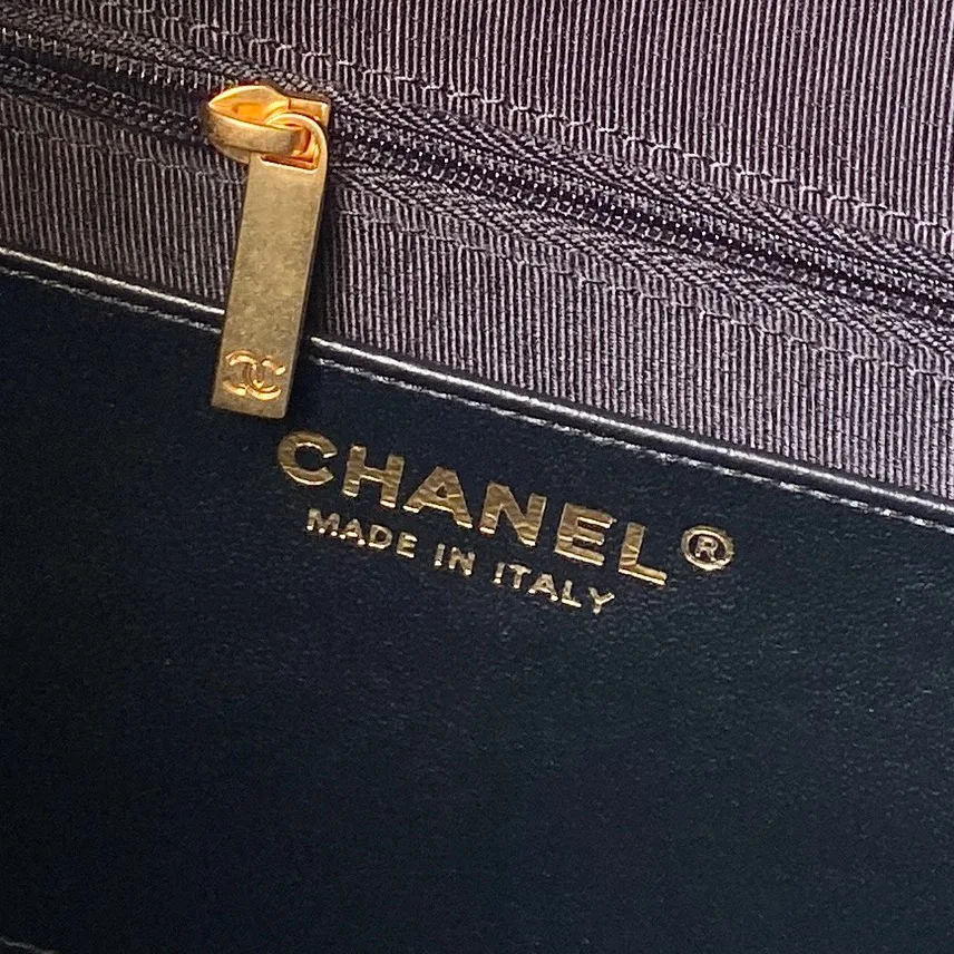 Women's Classic Handbags CHANEL 18207741