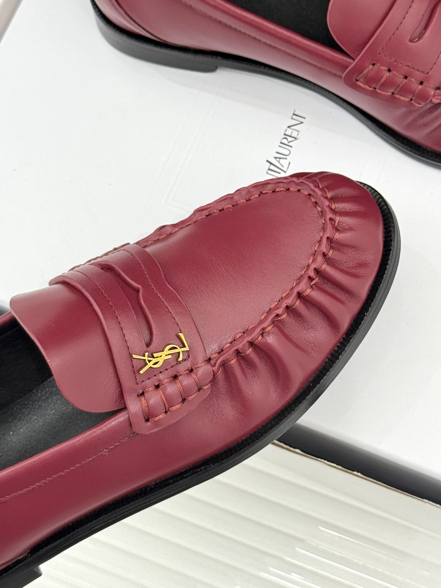 Women's Loafers And Moccasins SAINT LAURENT 17514977