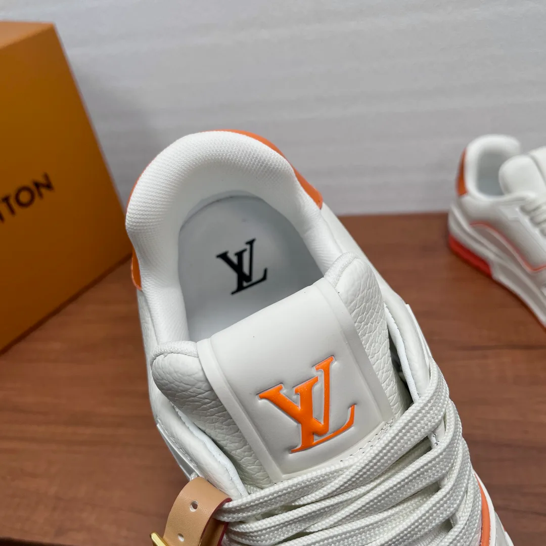 Men's Sneakers LOUIS VUITTON 17971489