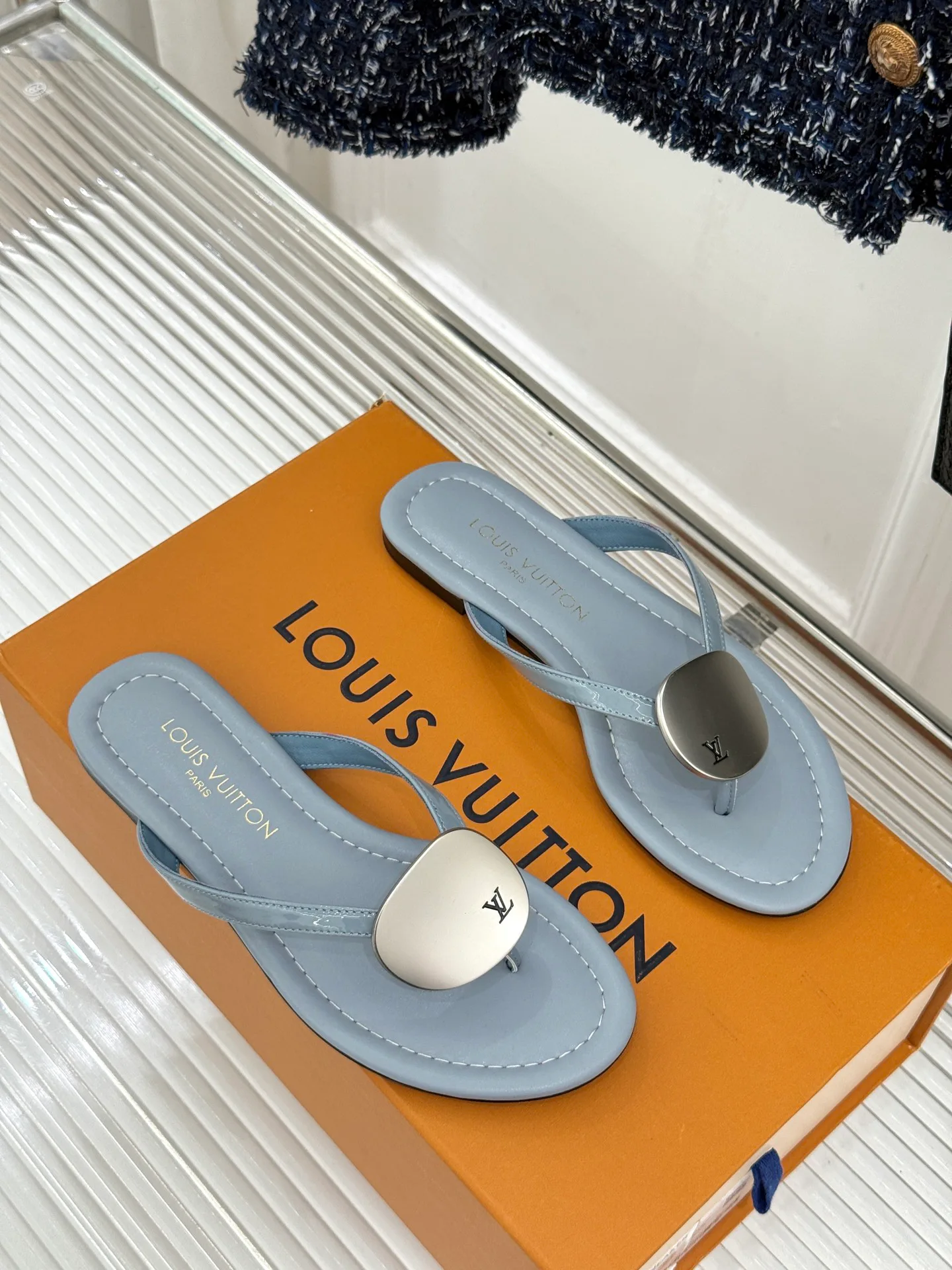 Women's Flip-Flops LOUIS VUITTON 17596992