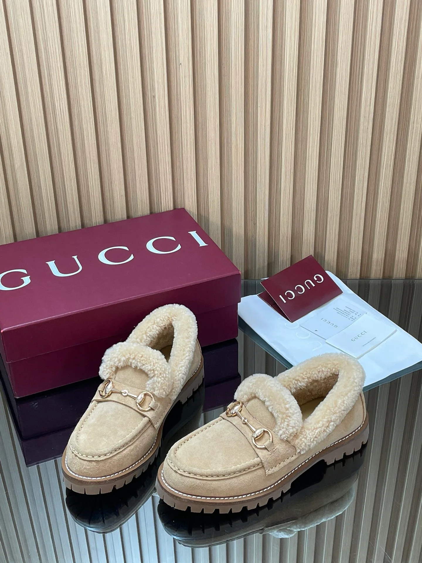 Women's Loafers And Moccasins GUCCI 18187063