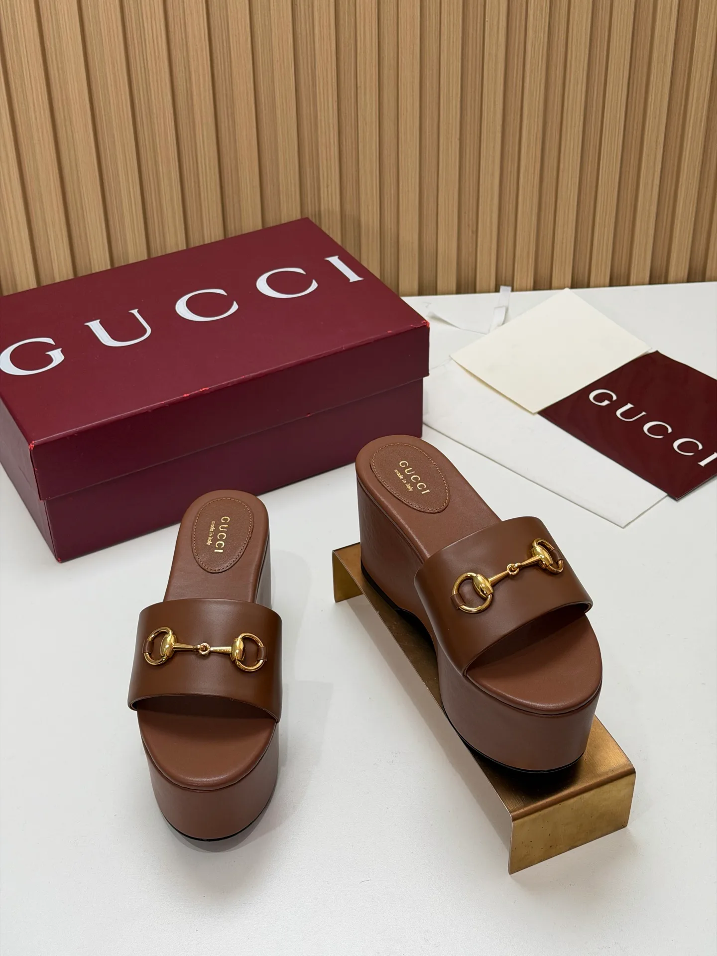 Women's Open-Toe Sandals GUCCI 17631679