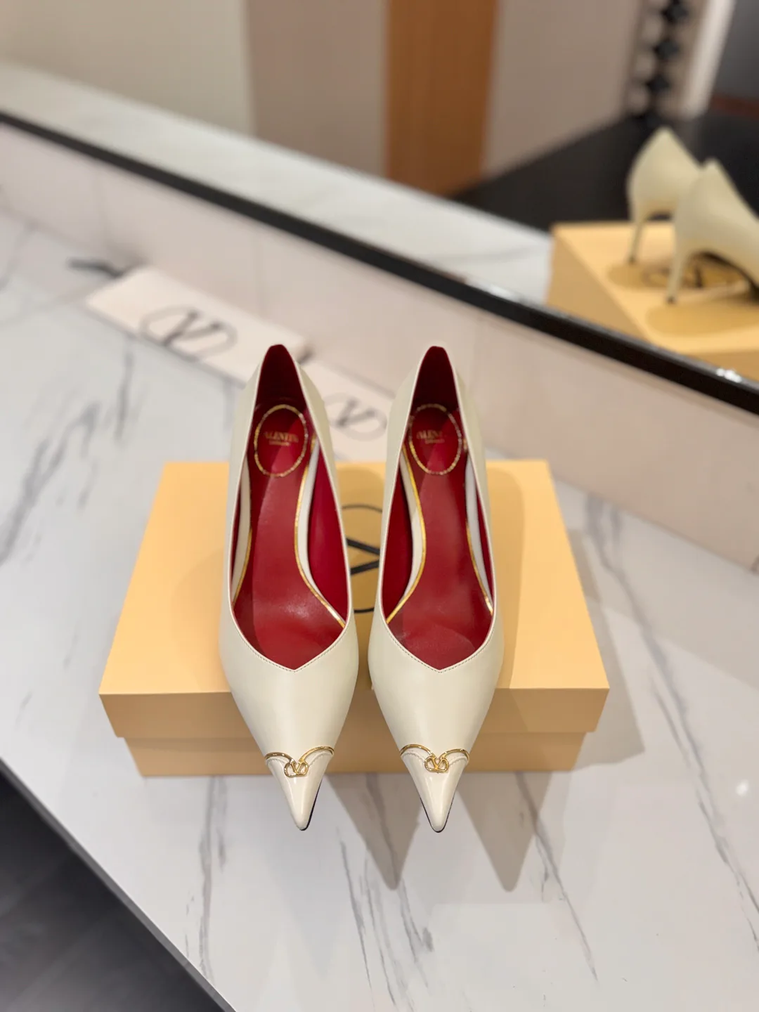 Women's Heels VALENTINO 18134928