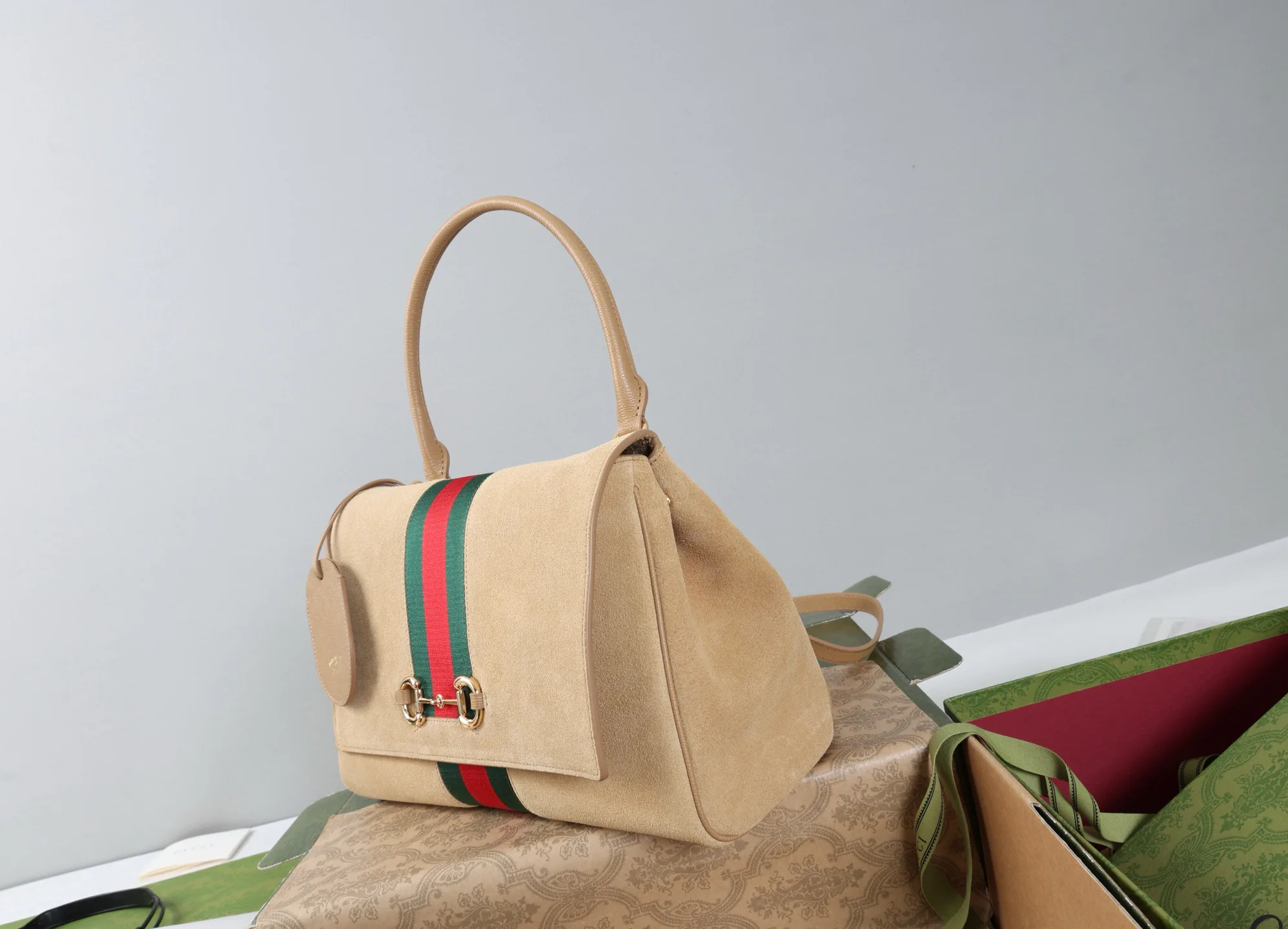 Women's Classic Handbags GUCCI 18250566