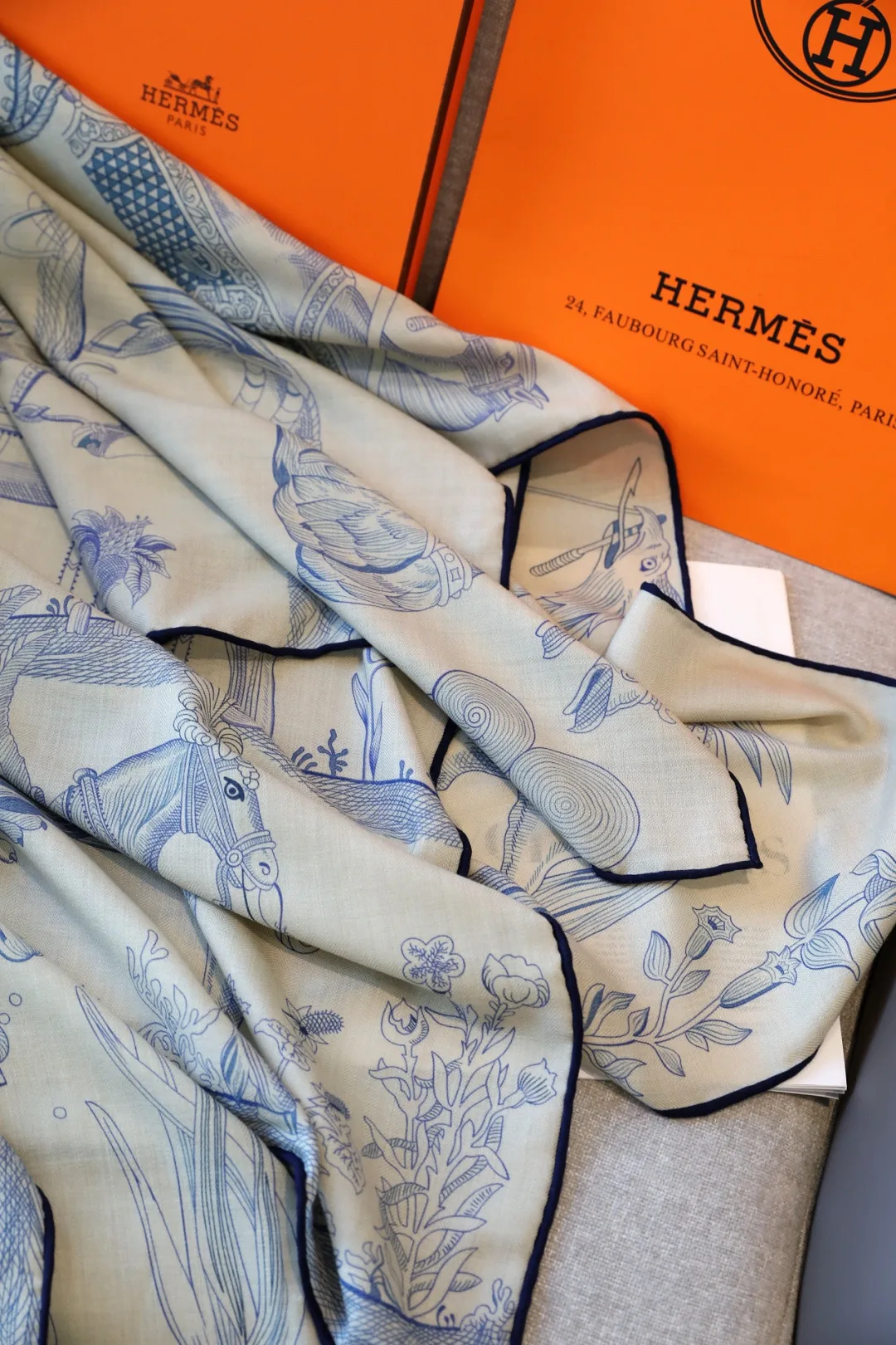 Scarves HERMES 18093507