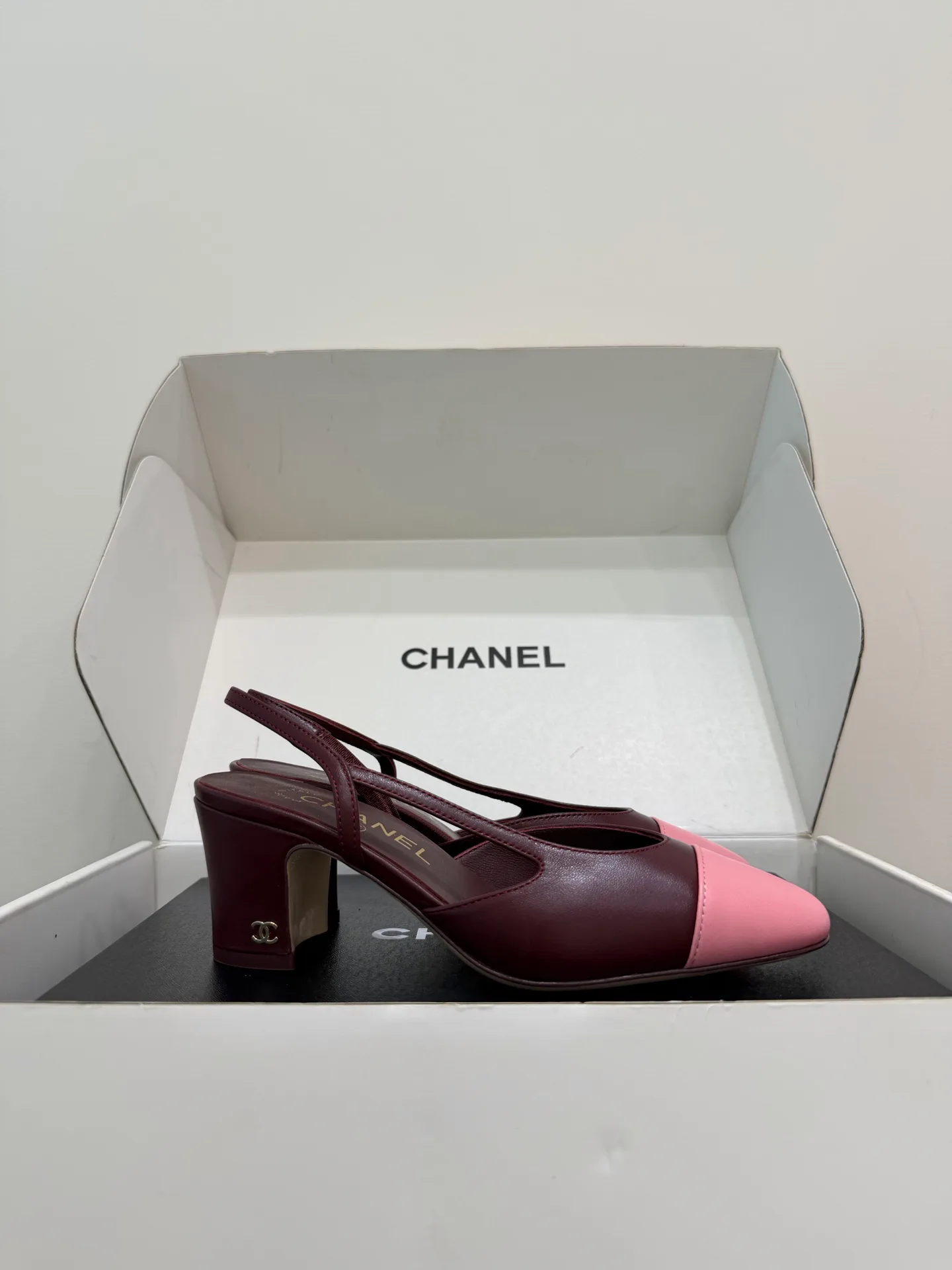 Women's Open-Toe Sandals CHANEL 18087714