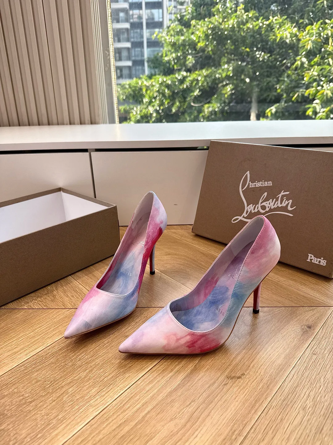 Women's Heels CHRISTIAN LOUBOUTIN 17480775