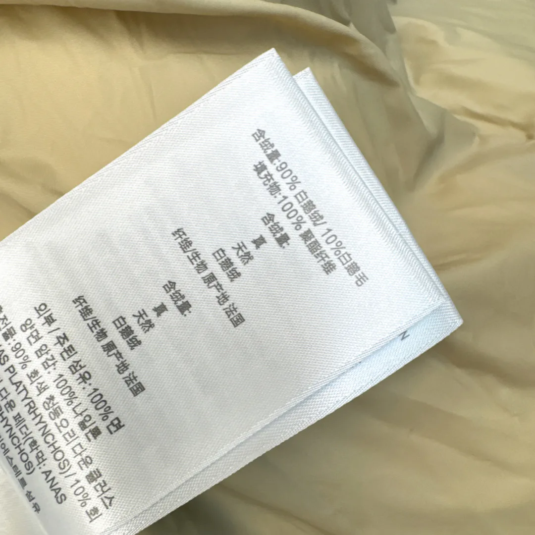 Women's Jackets And Down Jackets BURBERRY 18334416