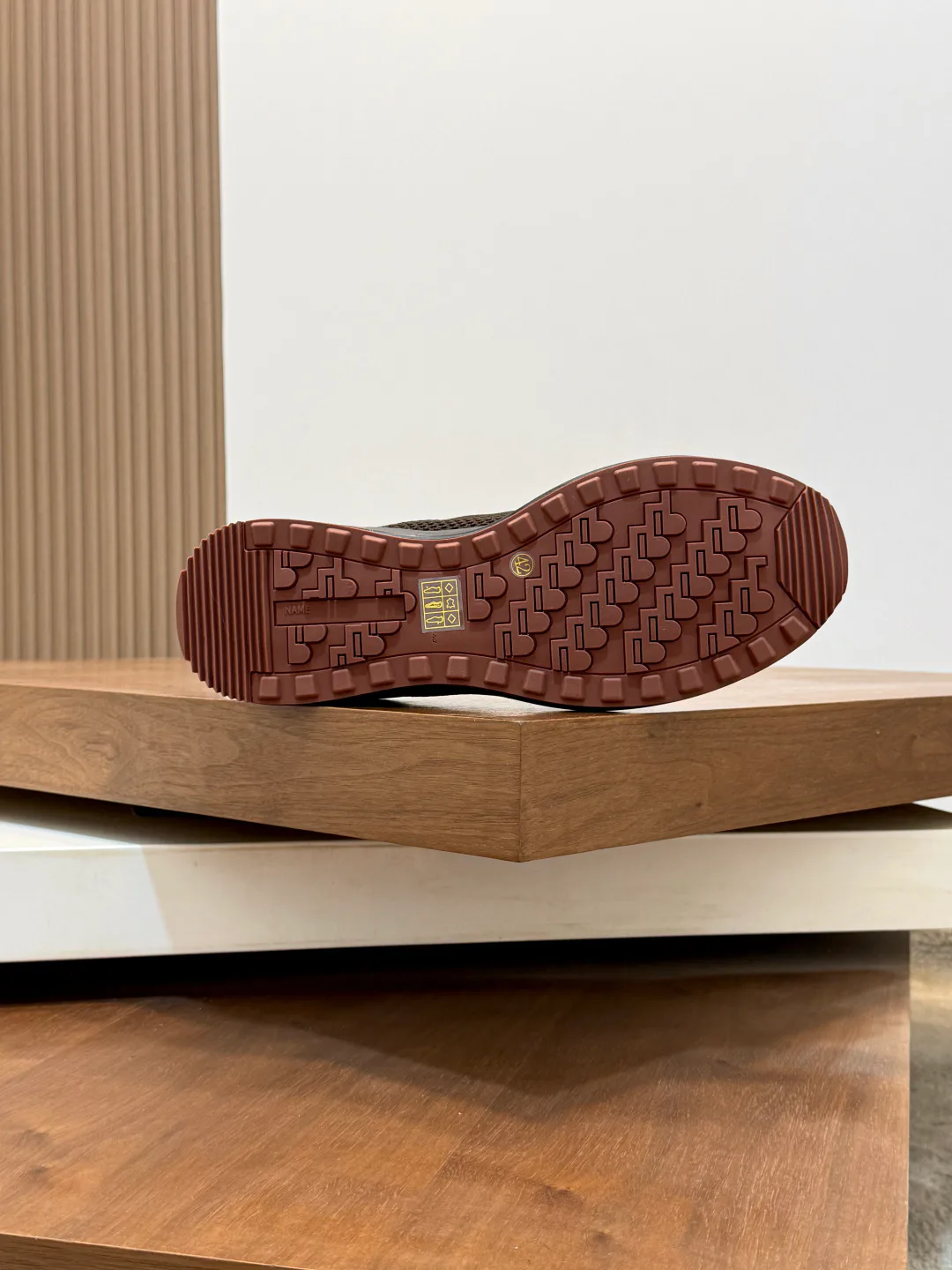 Men's Sneakers LORO PIANA 17830562