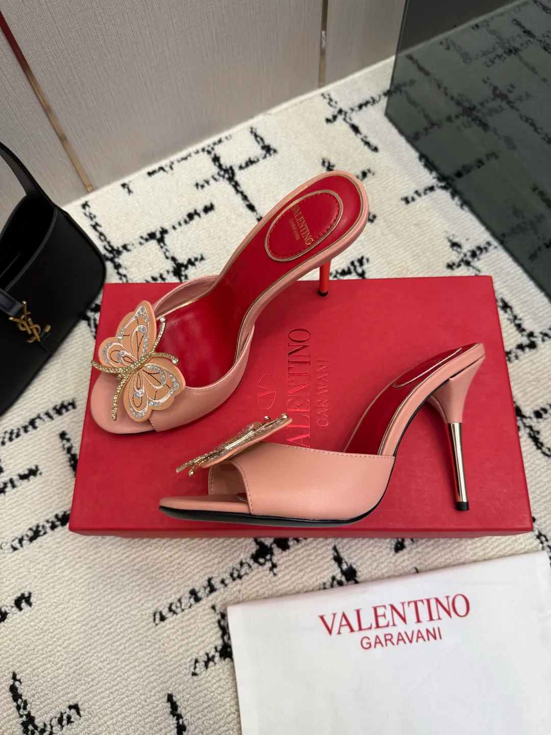 Women's Open-Toe Sandals VALENTINO 18049034