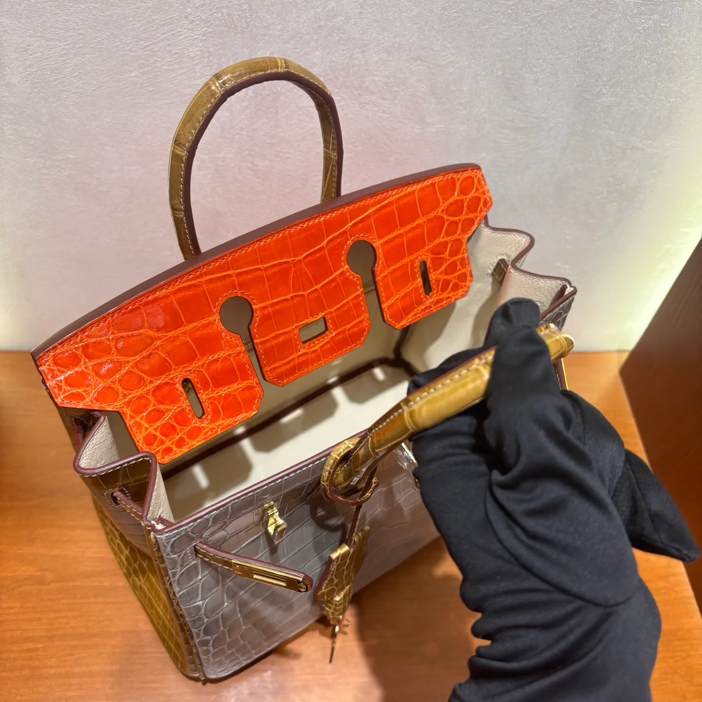 Women's Classic Handbags HERMES 18203089