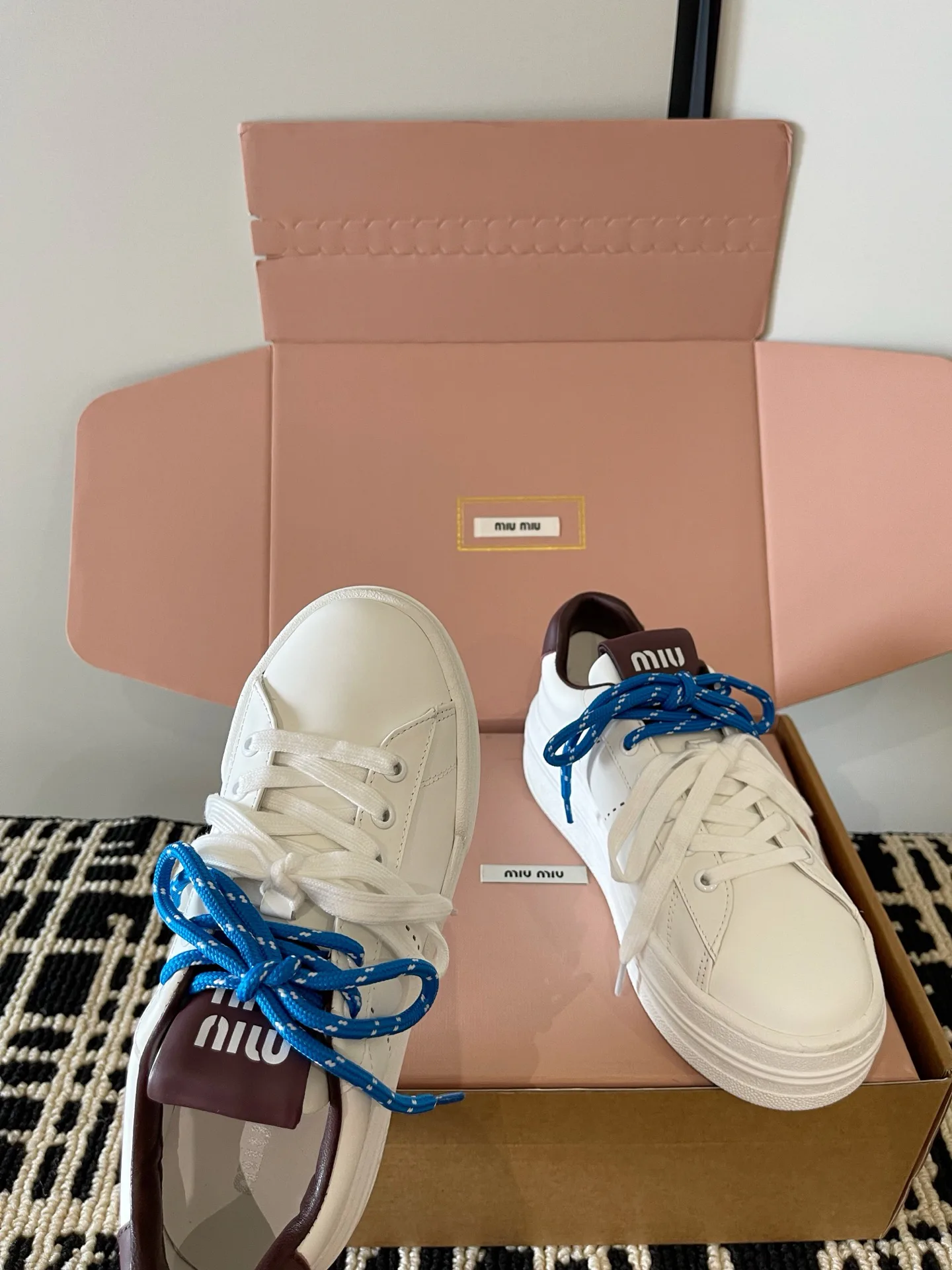 Women's Sneakers MIU MIU 18234991