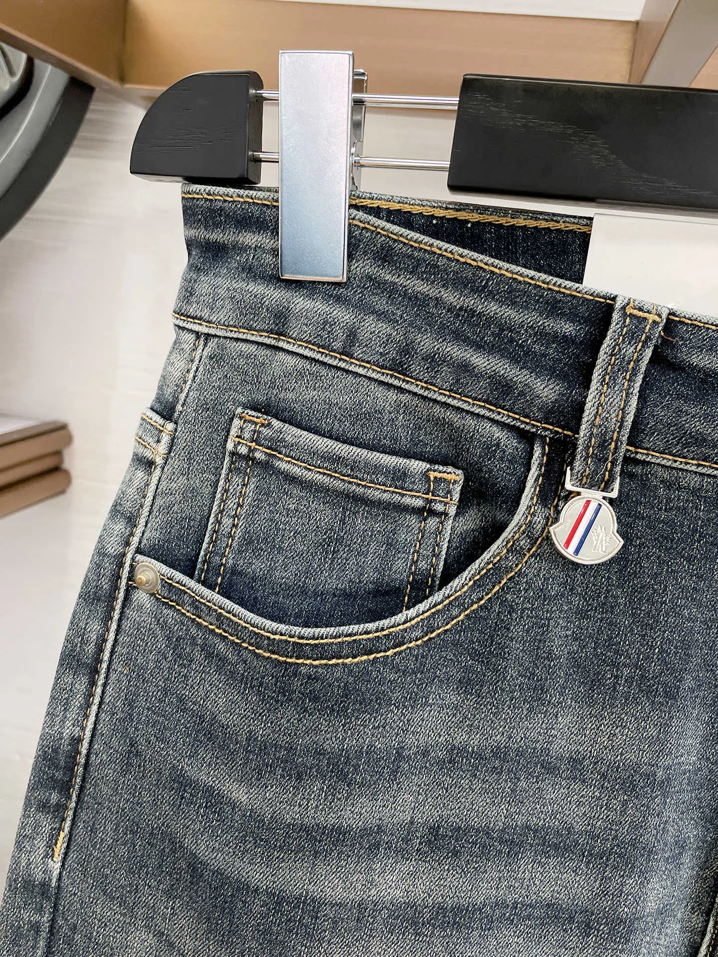 Men's Jeans MONCLER 18543032