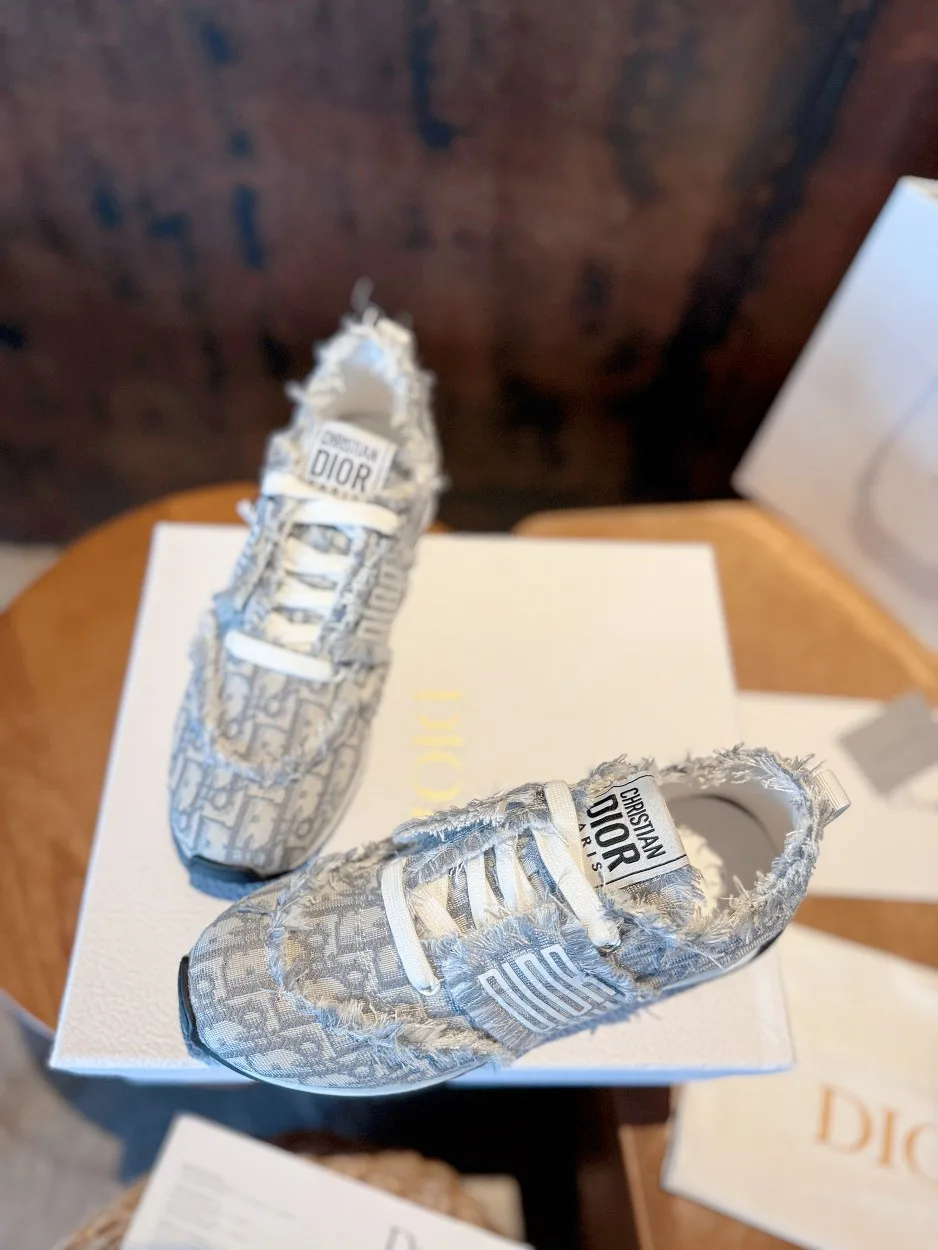 Women's Sneakers CHRISTIAN DIOR 18419408