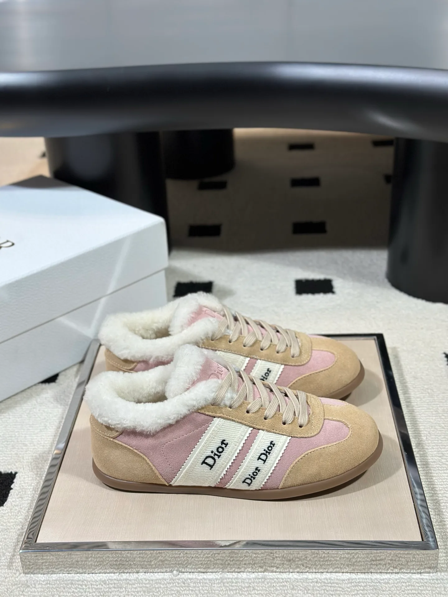 Women's Sneakers CHRISTIAN DIOR 18366774