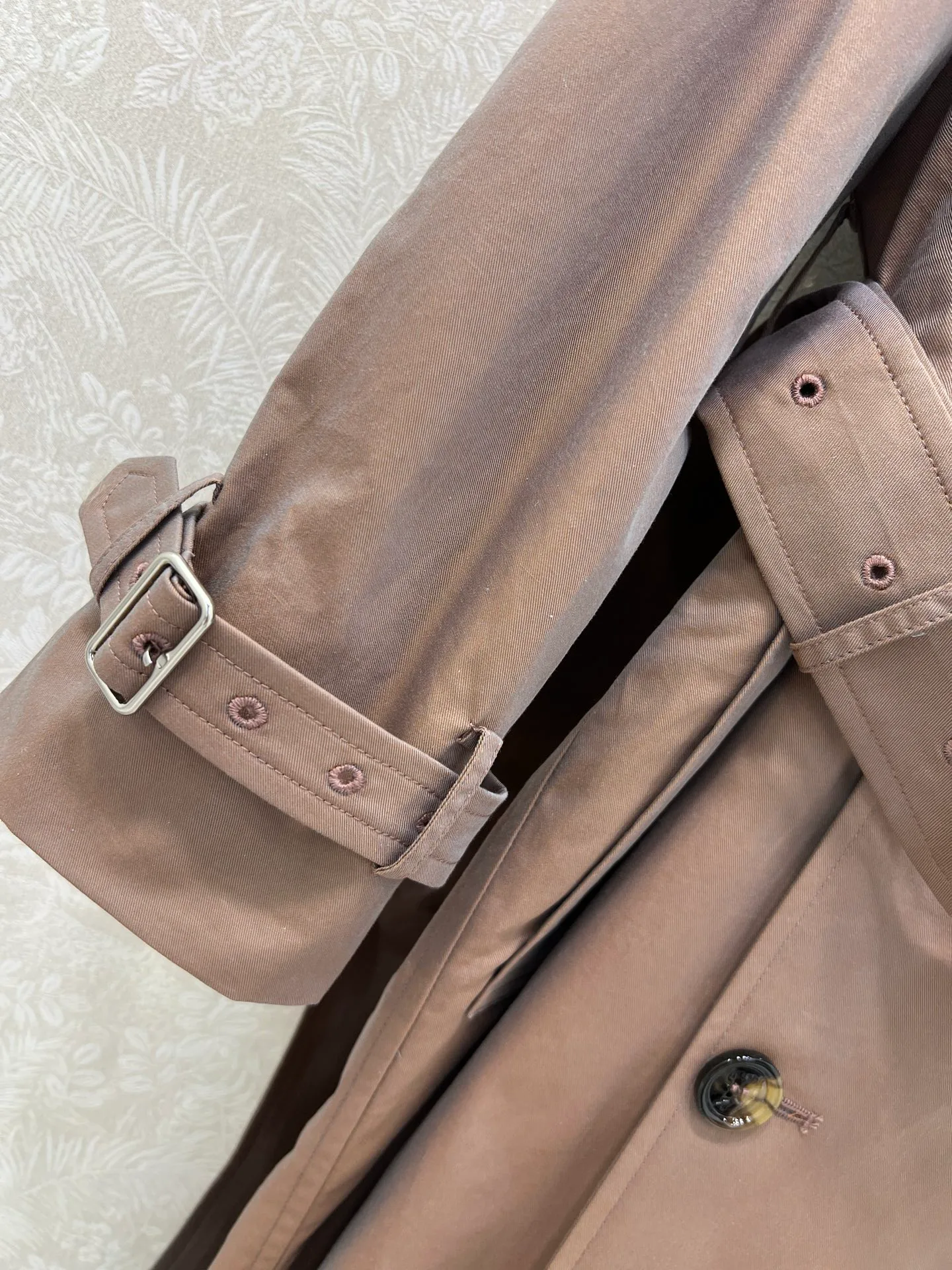 Women's Trench Coats BURBERRY 17633488