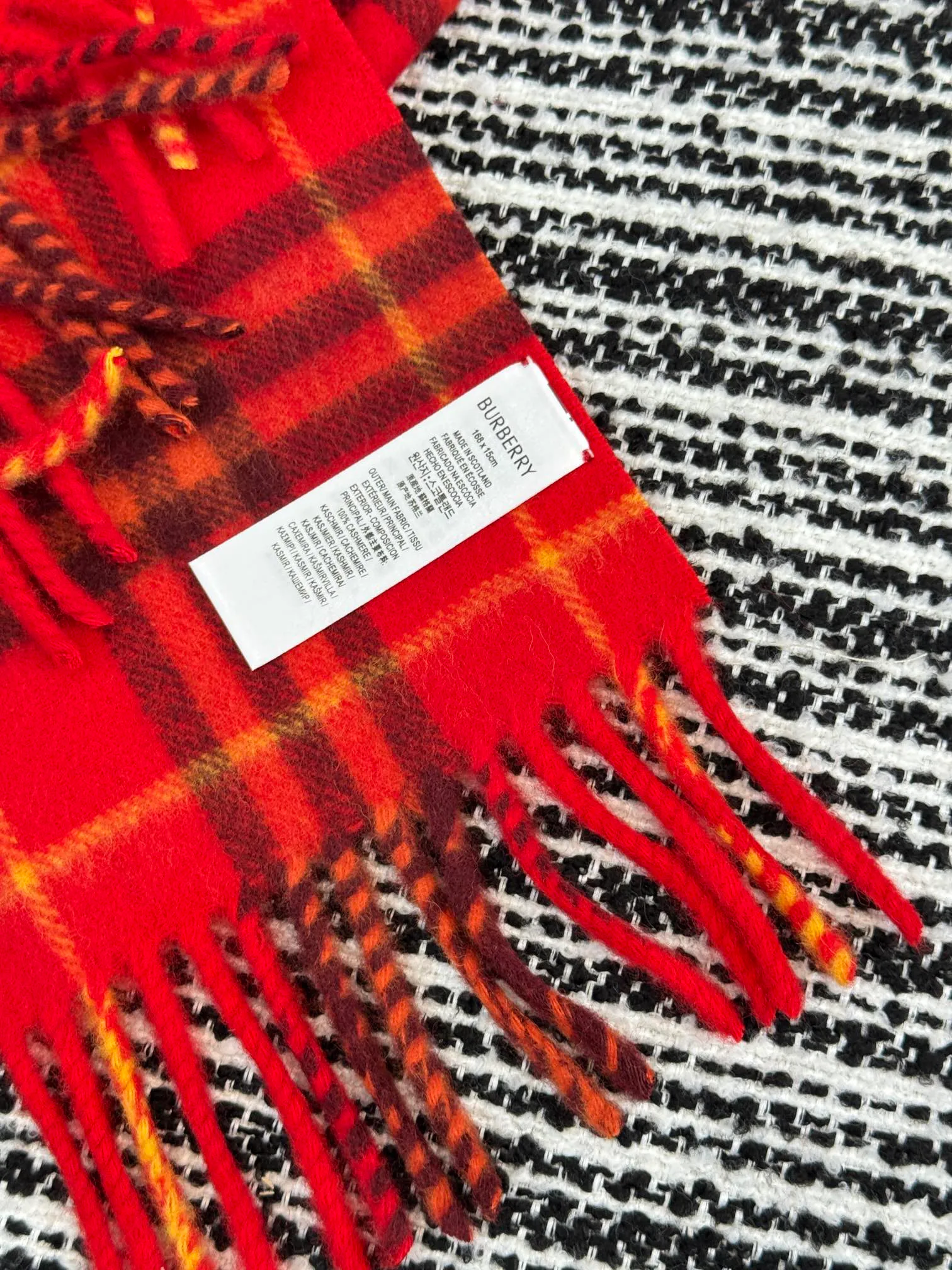 Scarves BURBERRY 18287396