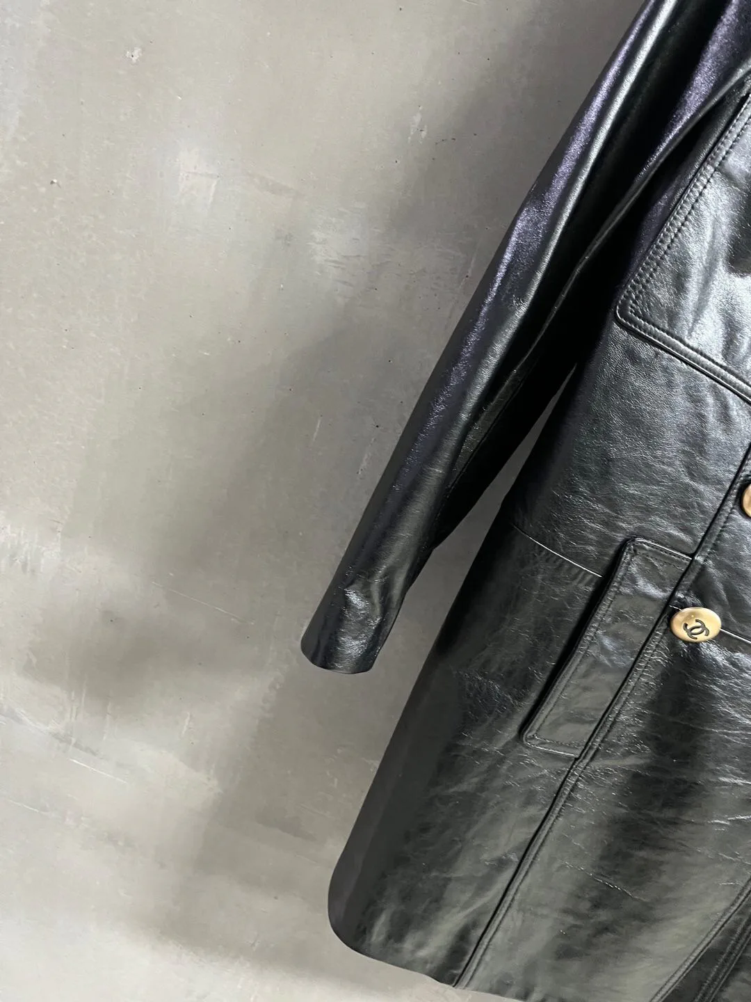 Women's Leather Jackets And Sheepskin Coats CHANEL 18172742
