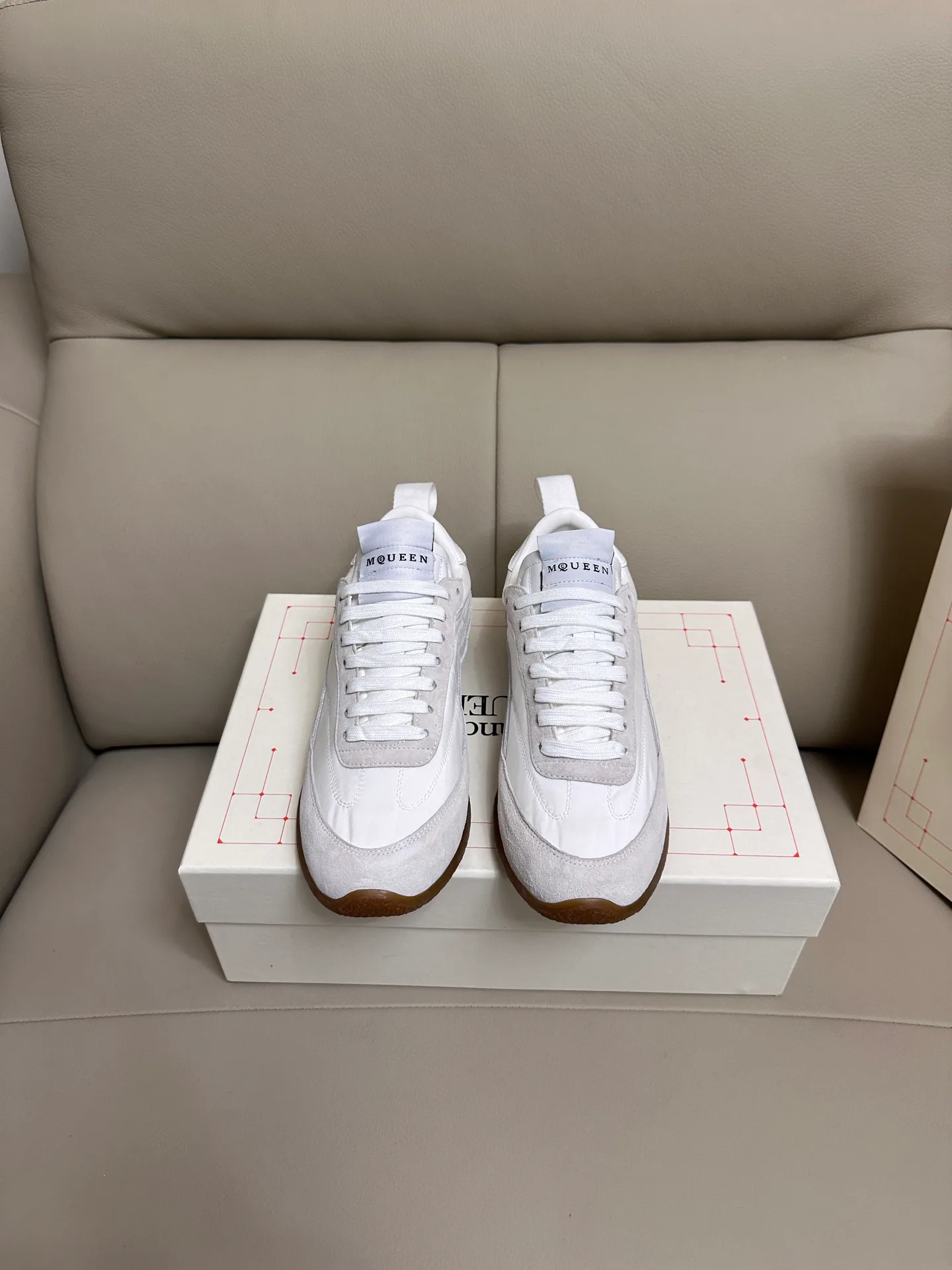 Кроссовки Женские Alexander Mcqueen 18616755
