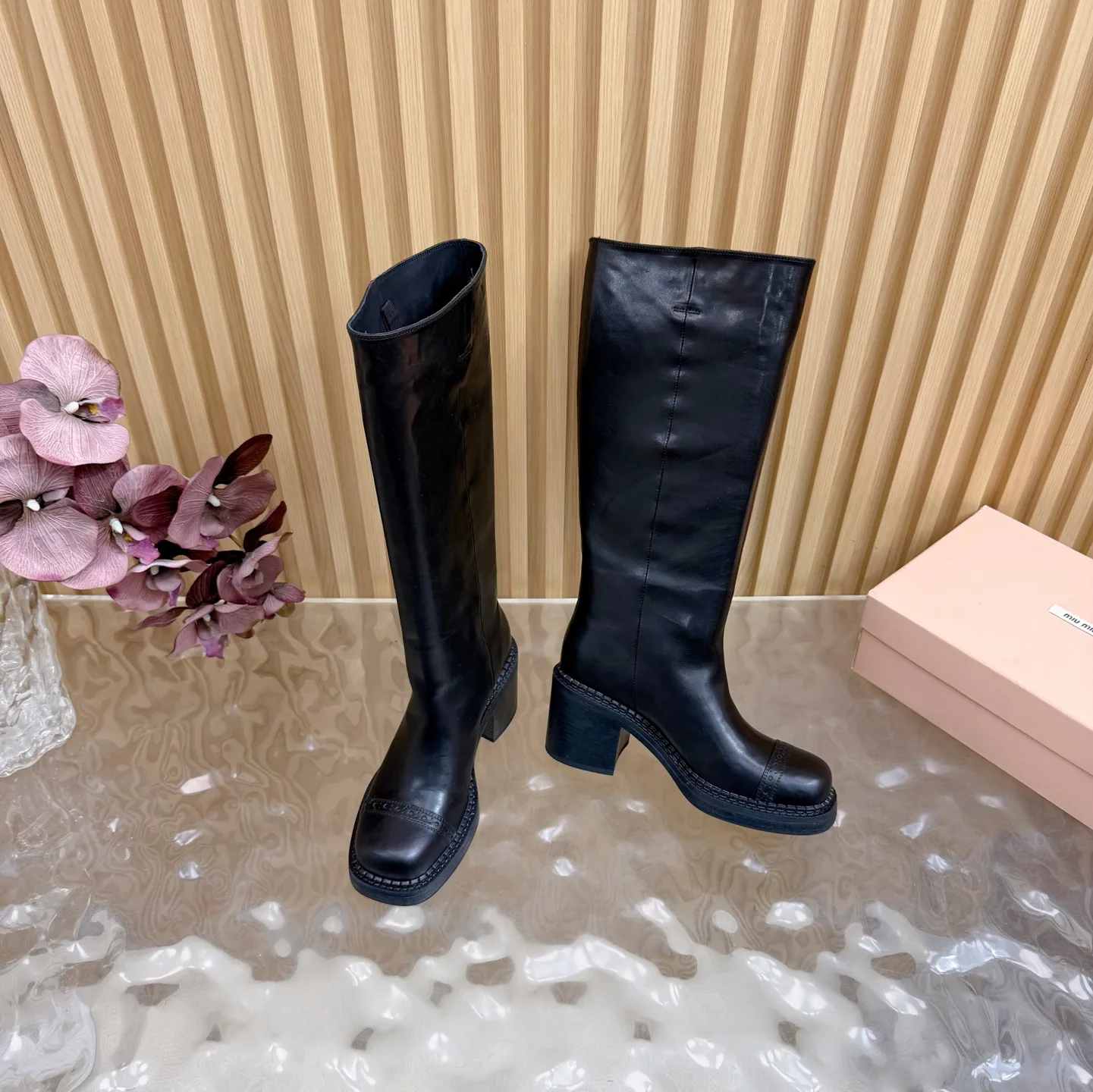 Women's Boots MIU MIU 18235418