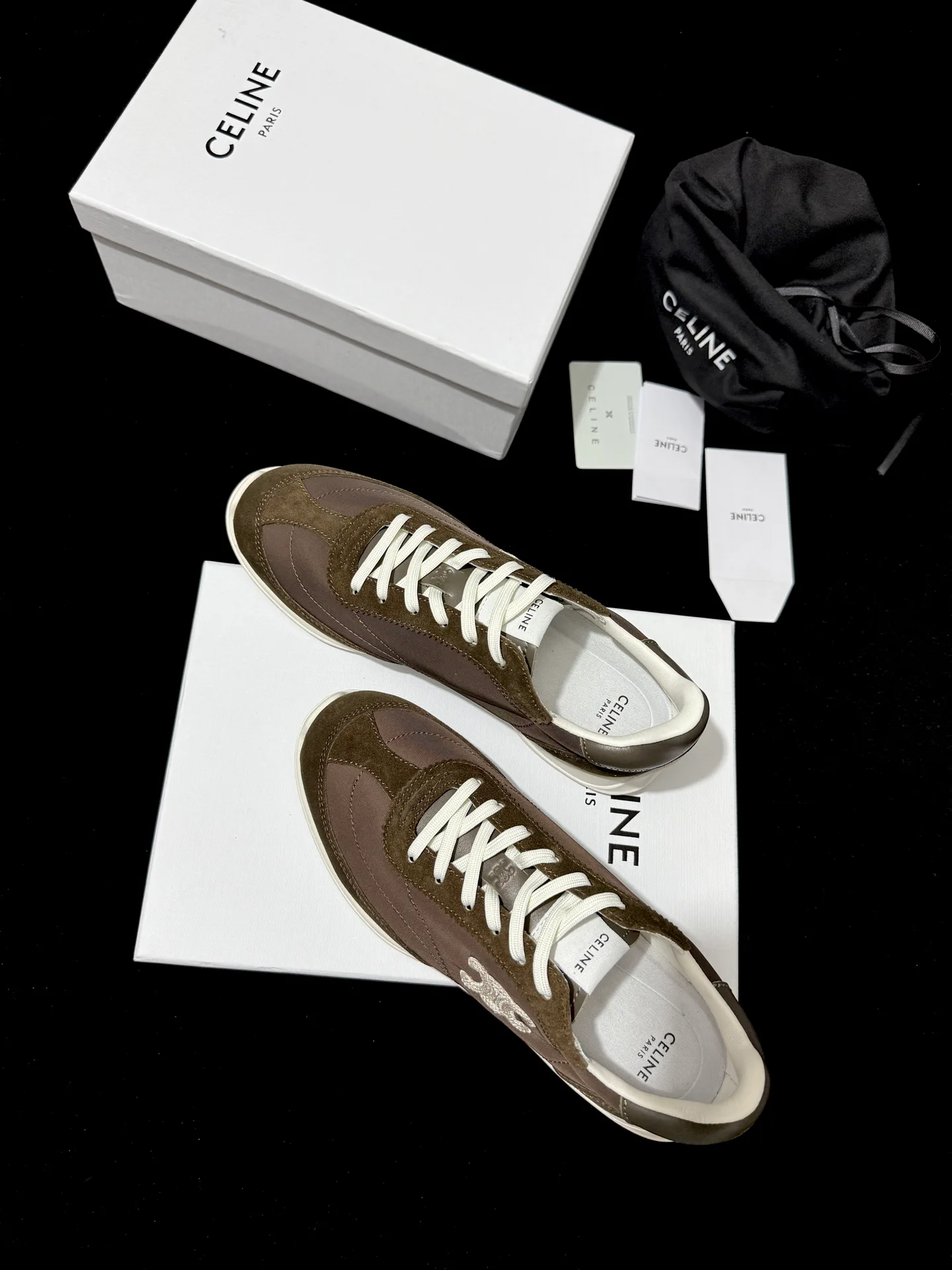 Women's Sneakers CELINE 18110391
