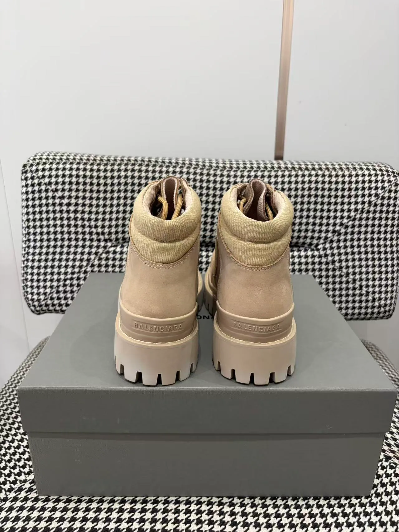 Men's Ankle Boots BALENCIAGA 17954902