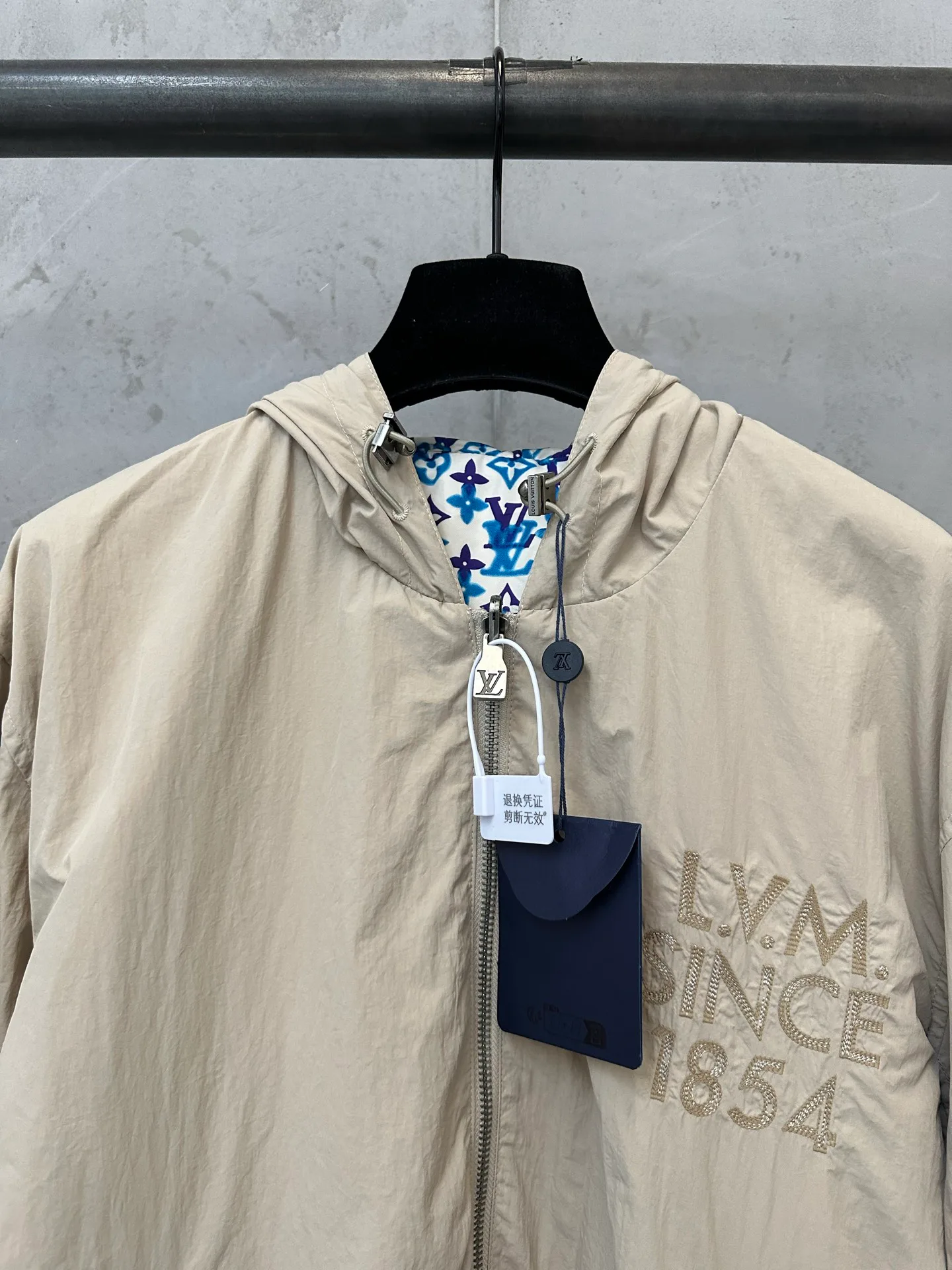 Men's Jackets And Down Jackets LOUIS VUITTON 18179305