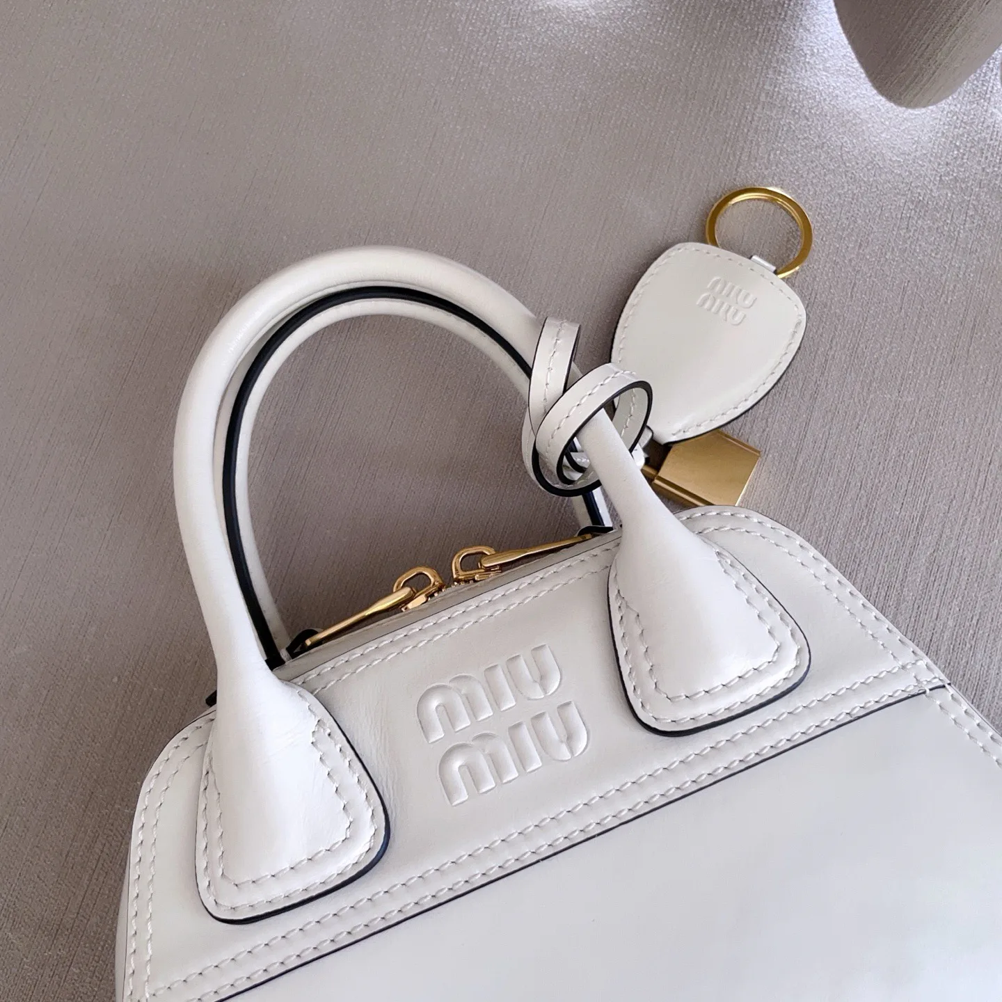 Women's Classic Handbags MIU MIU 18401337
